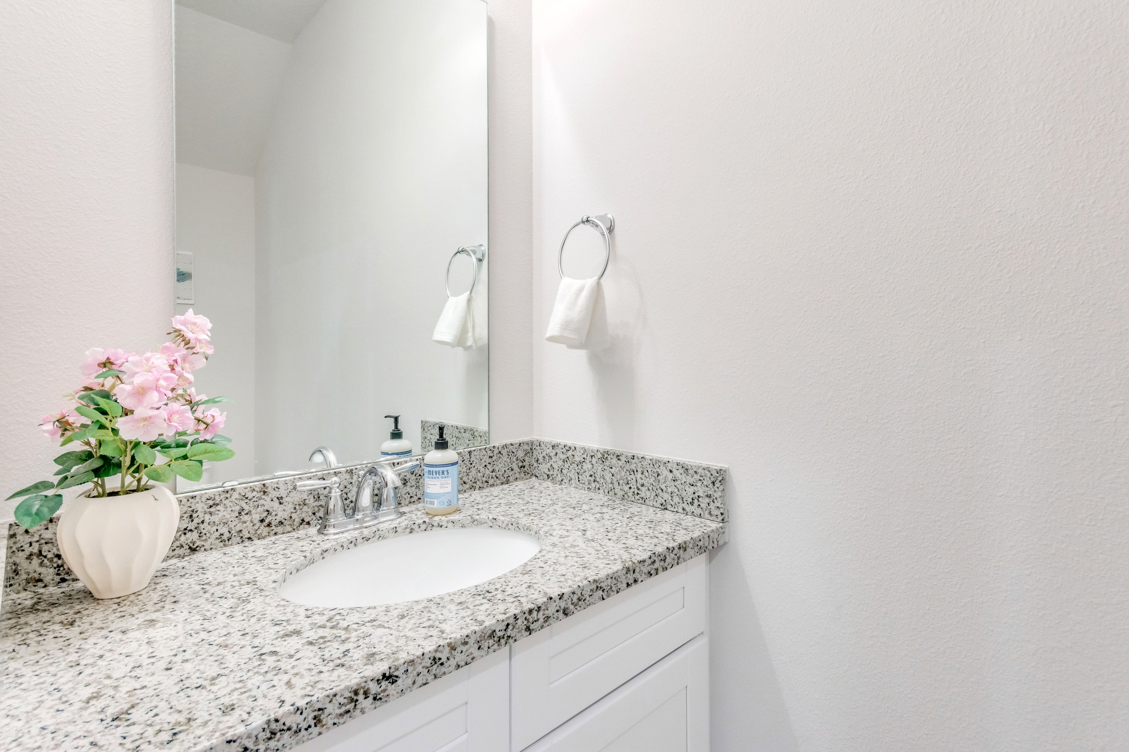 Half Bathroom | 1st Floor