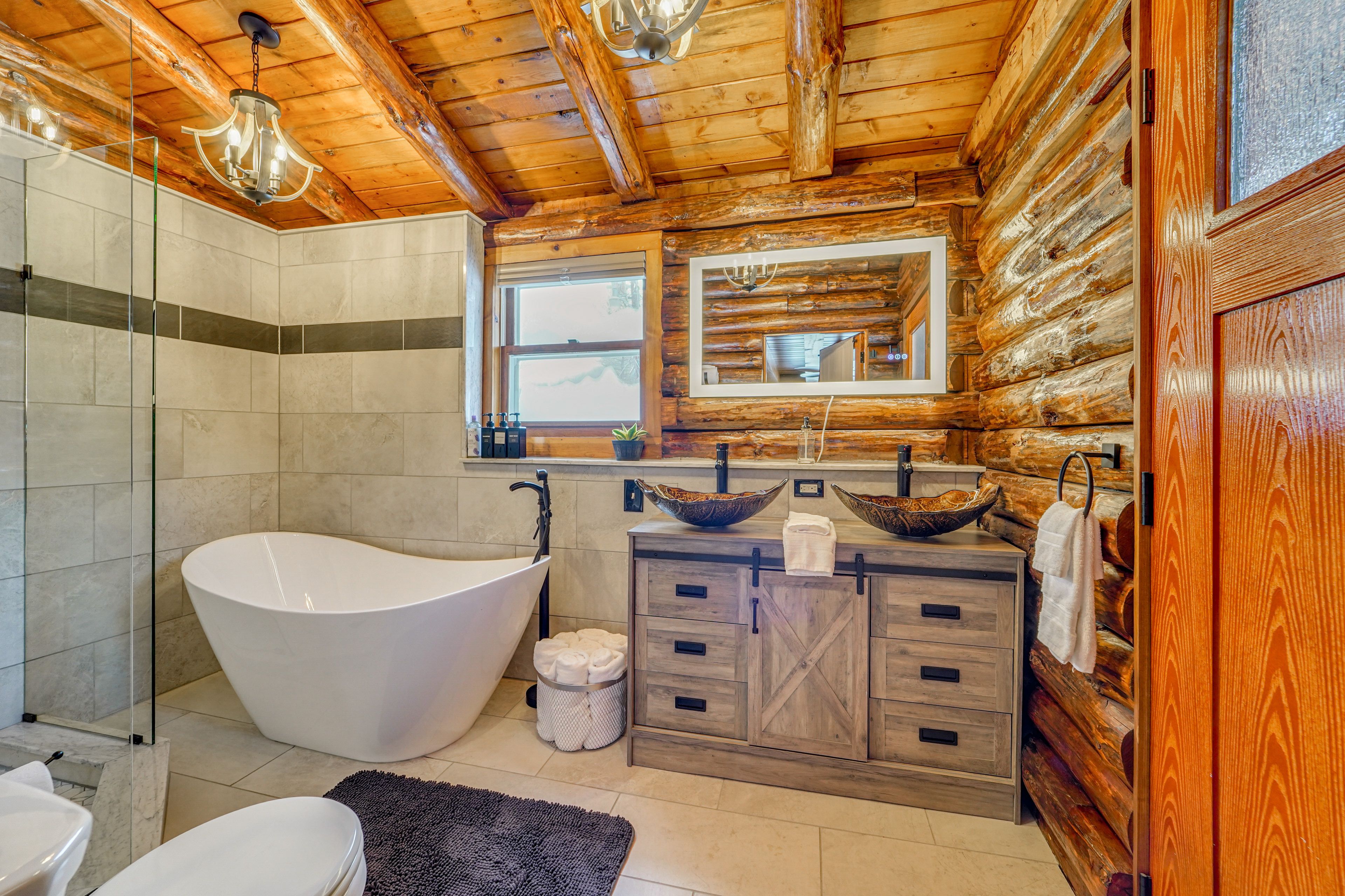 Bathroom | 1st Floor