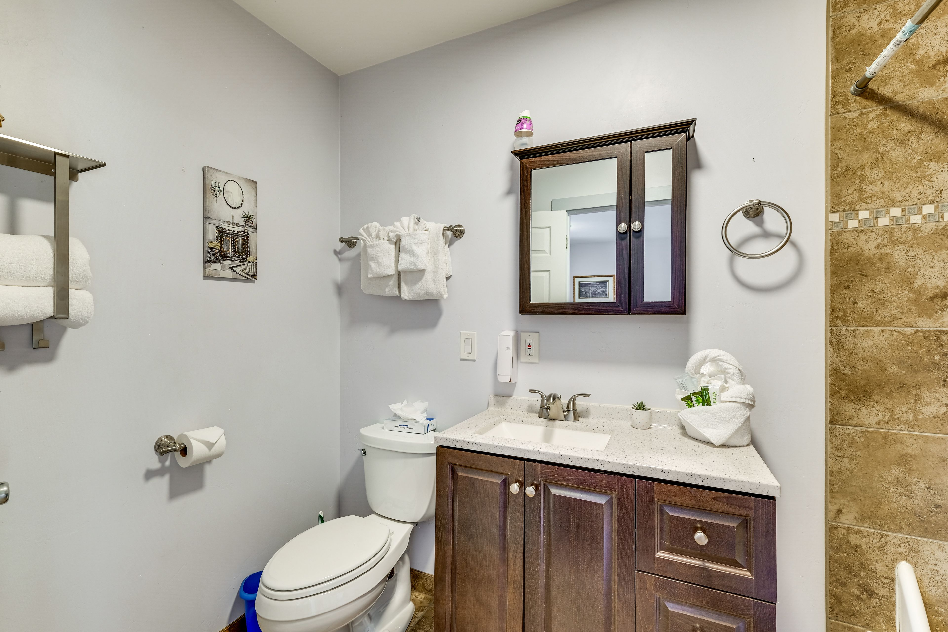 Bathroom | Bathtub/Shower