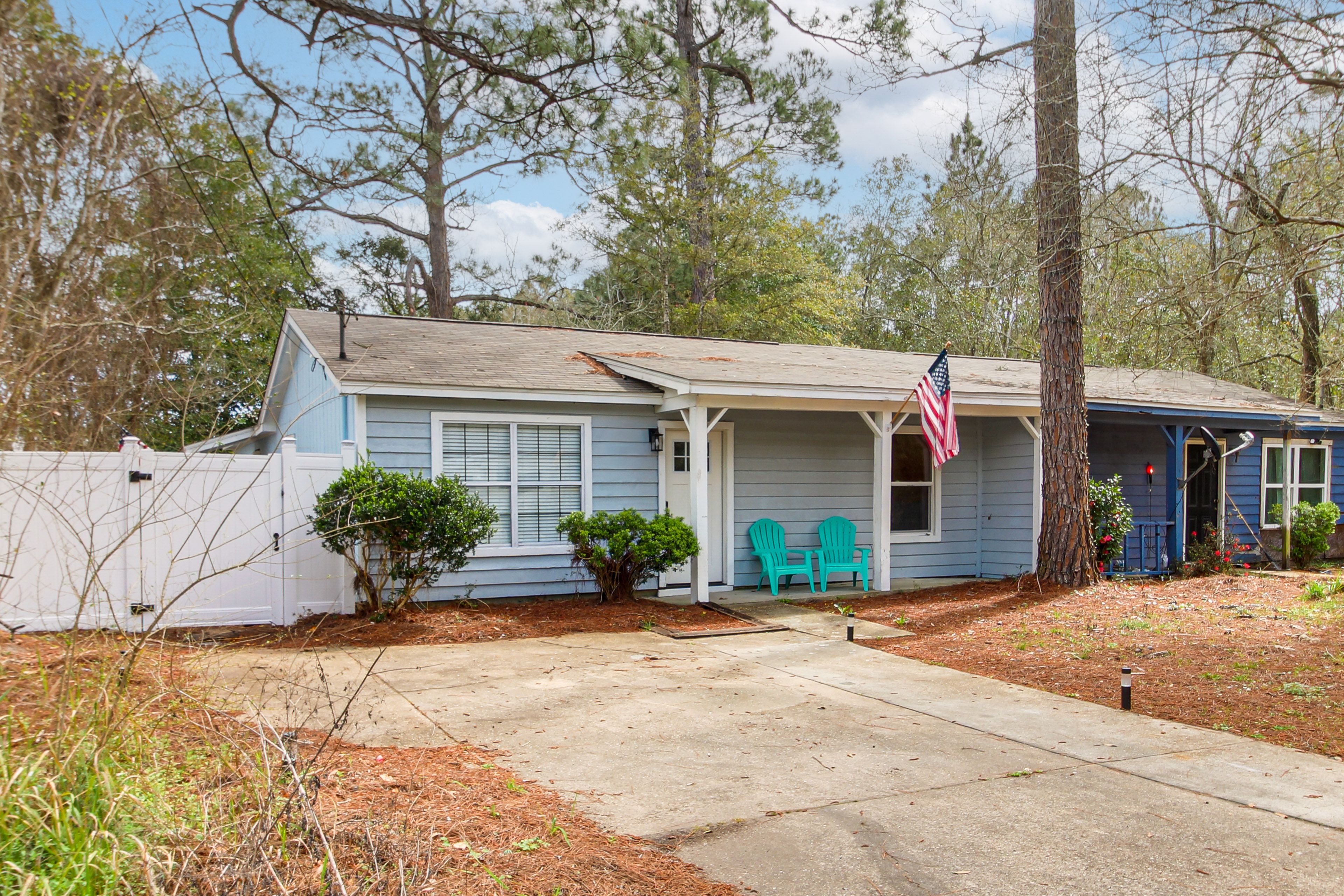 Parking | Driveway (2 Vehicles)