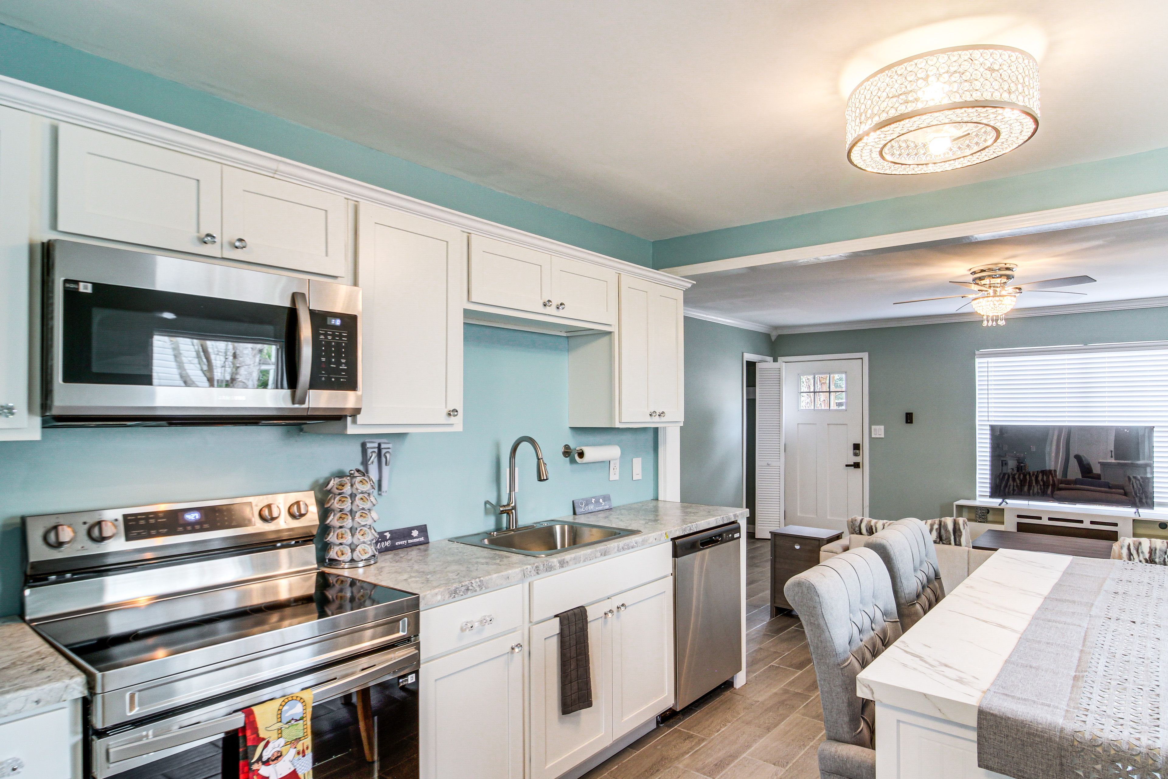 Property Interior | Single-Story Duplex