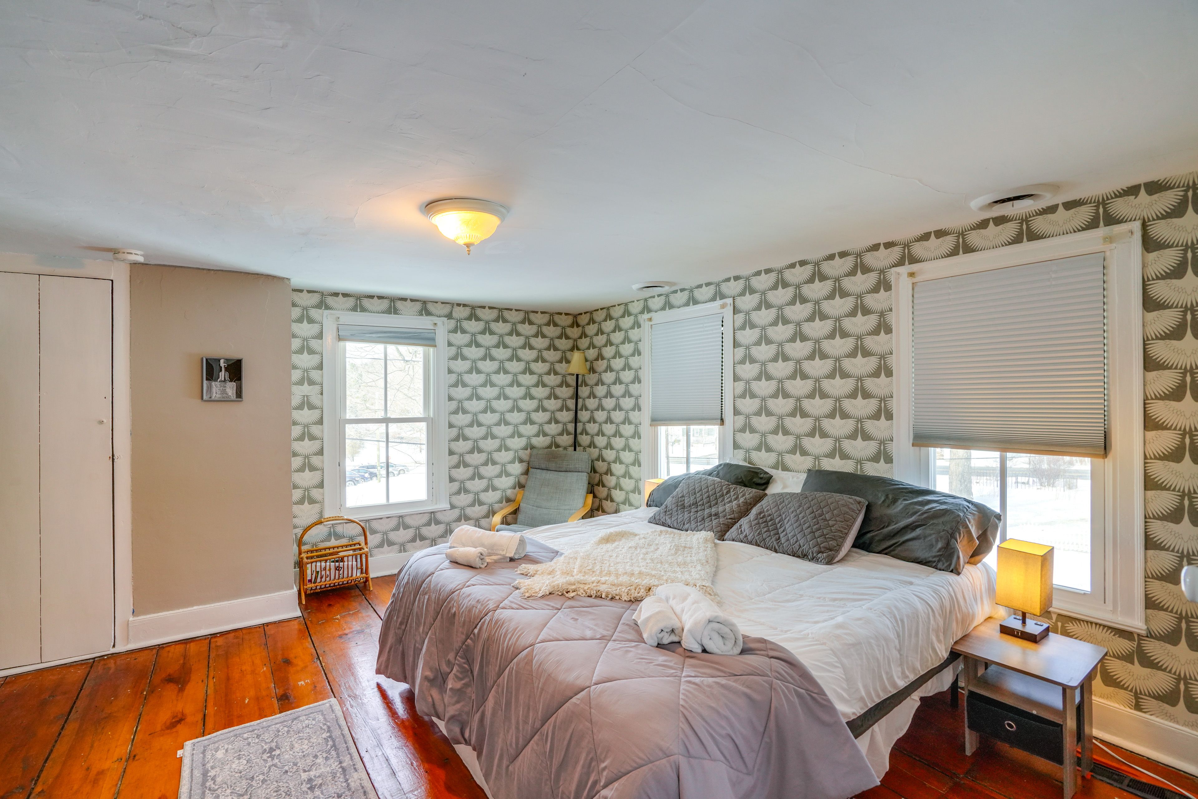 Bedroom 2 | Queen Bed | 2nd Floor