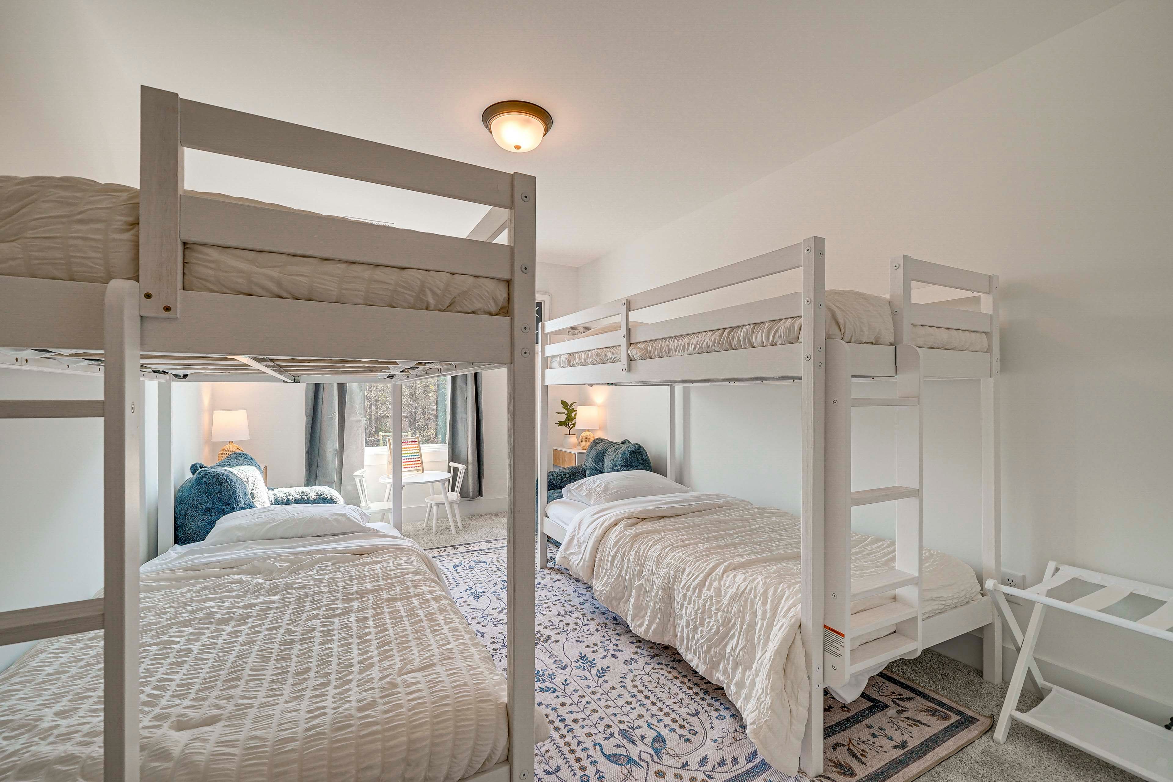 Bedroom 2 | 2 Twin Bunk Beds | 1st Floor