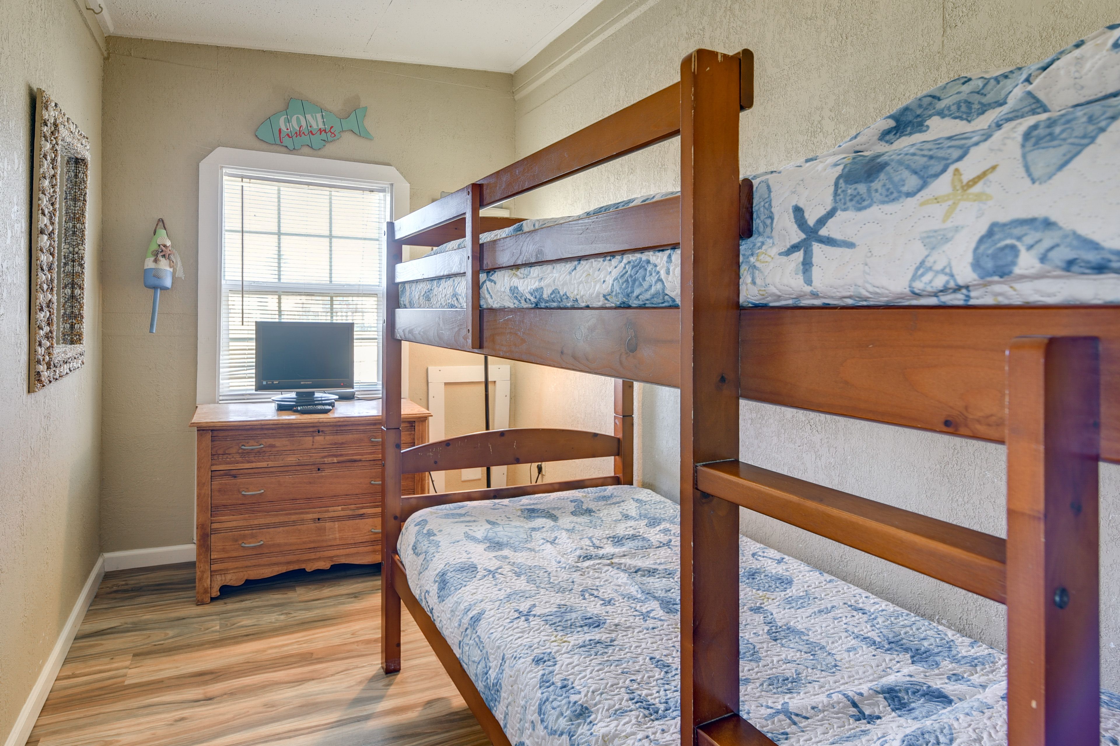 Bedroom 3 | Twin Bunk Bed