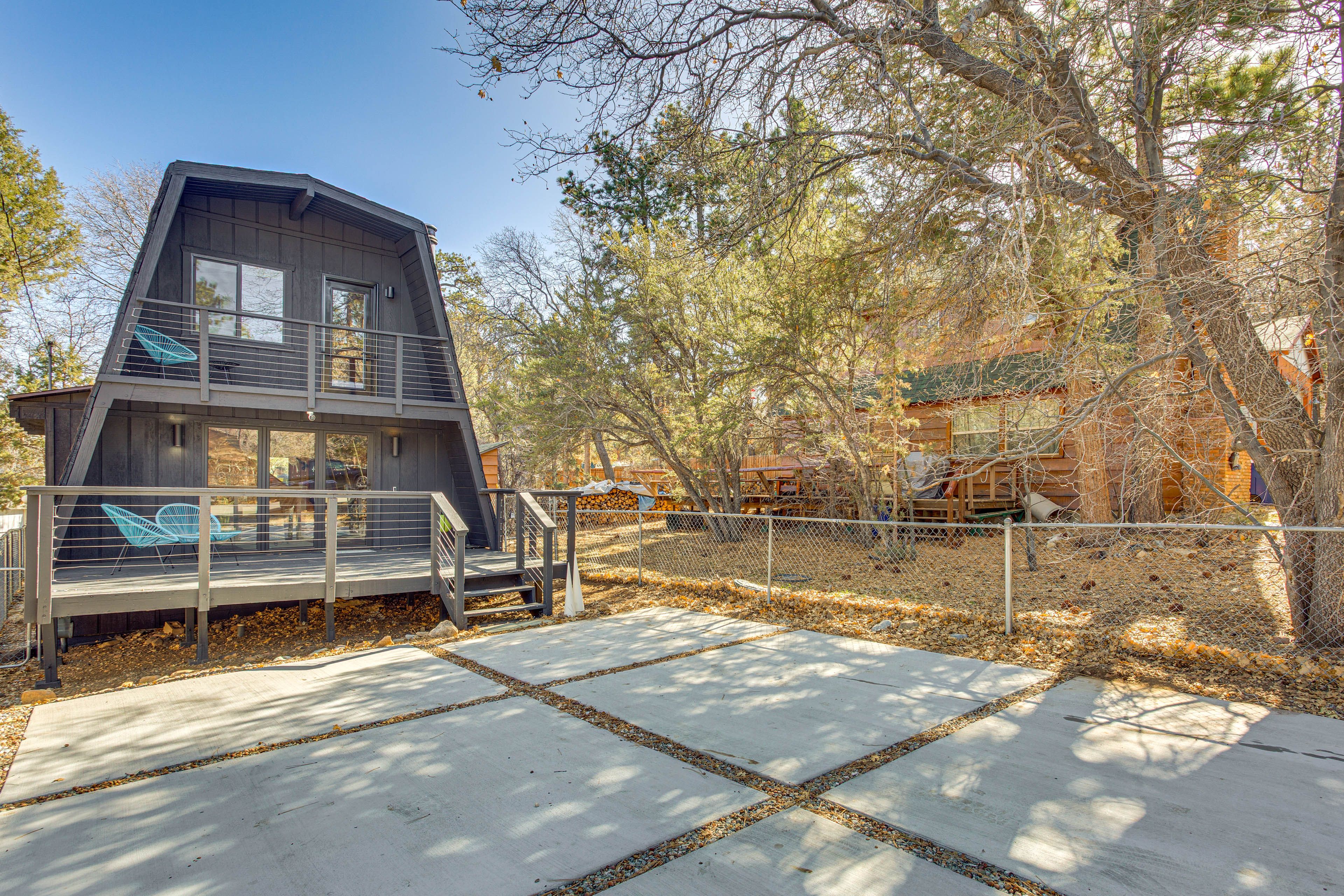 Parking | Driveway (2 Vehicles)