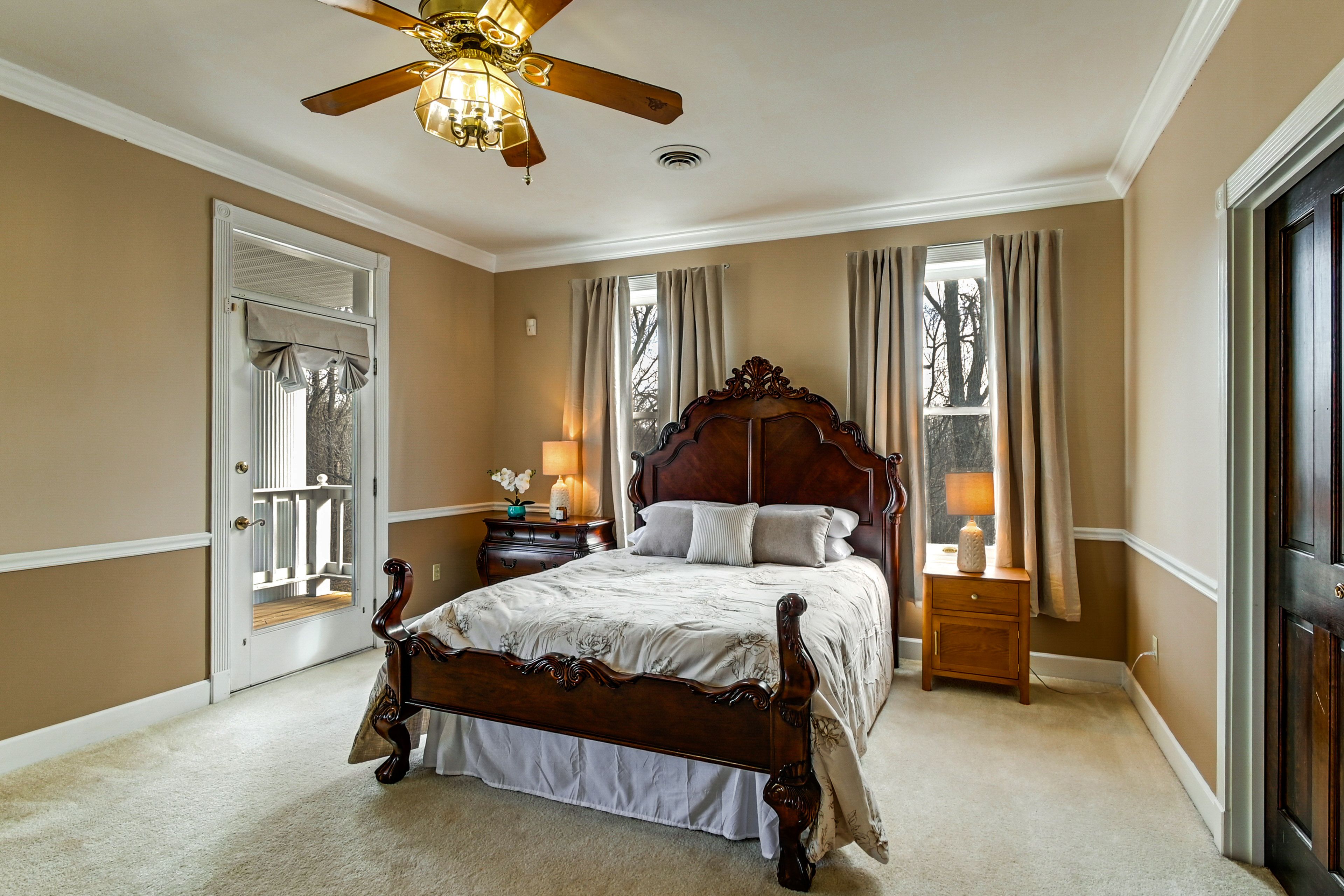 Bedroom 2 | Queen Bed | Upper Level