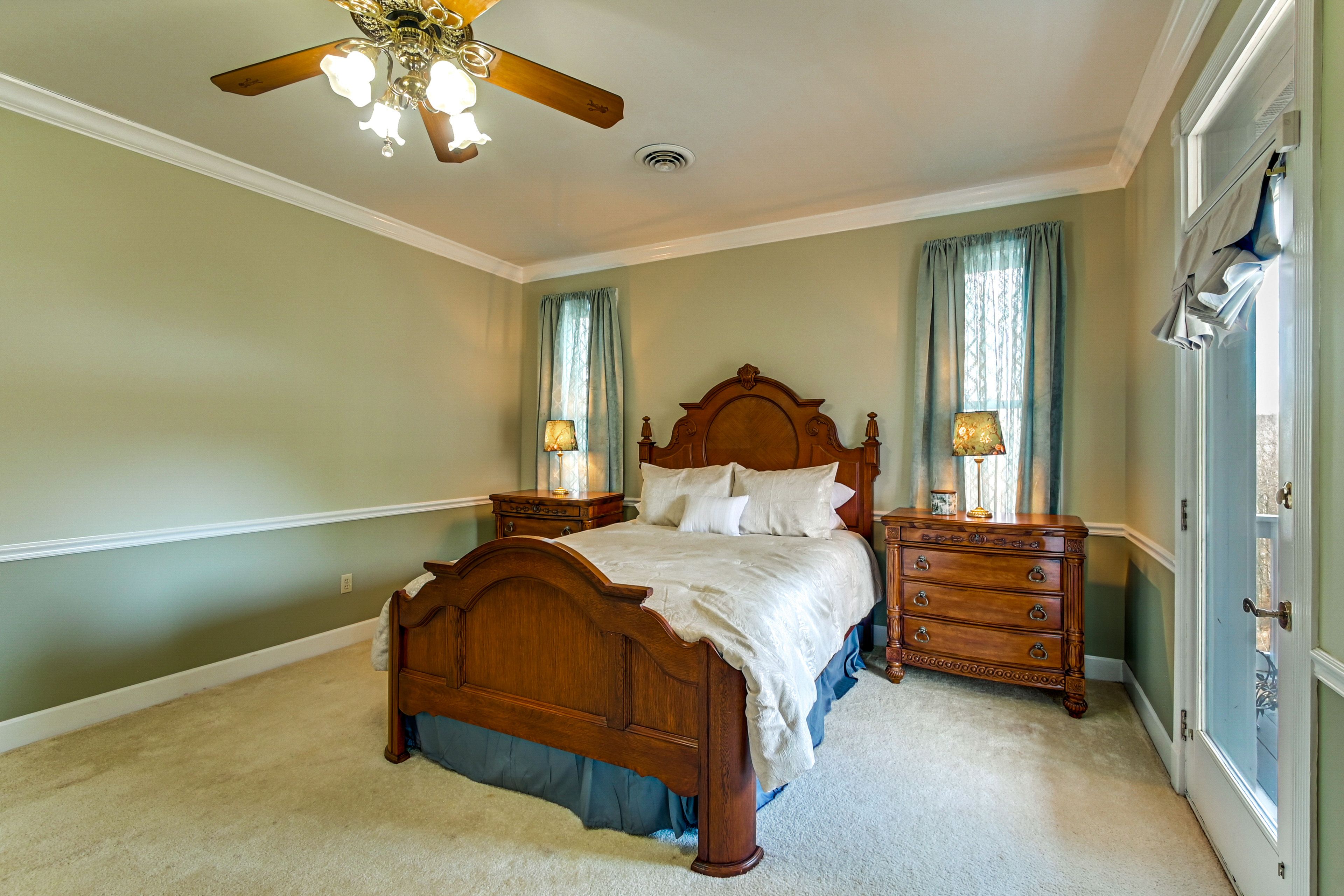 Bedroom 3 | Queen Bed | Upper Level