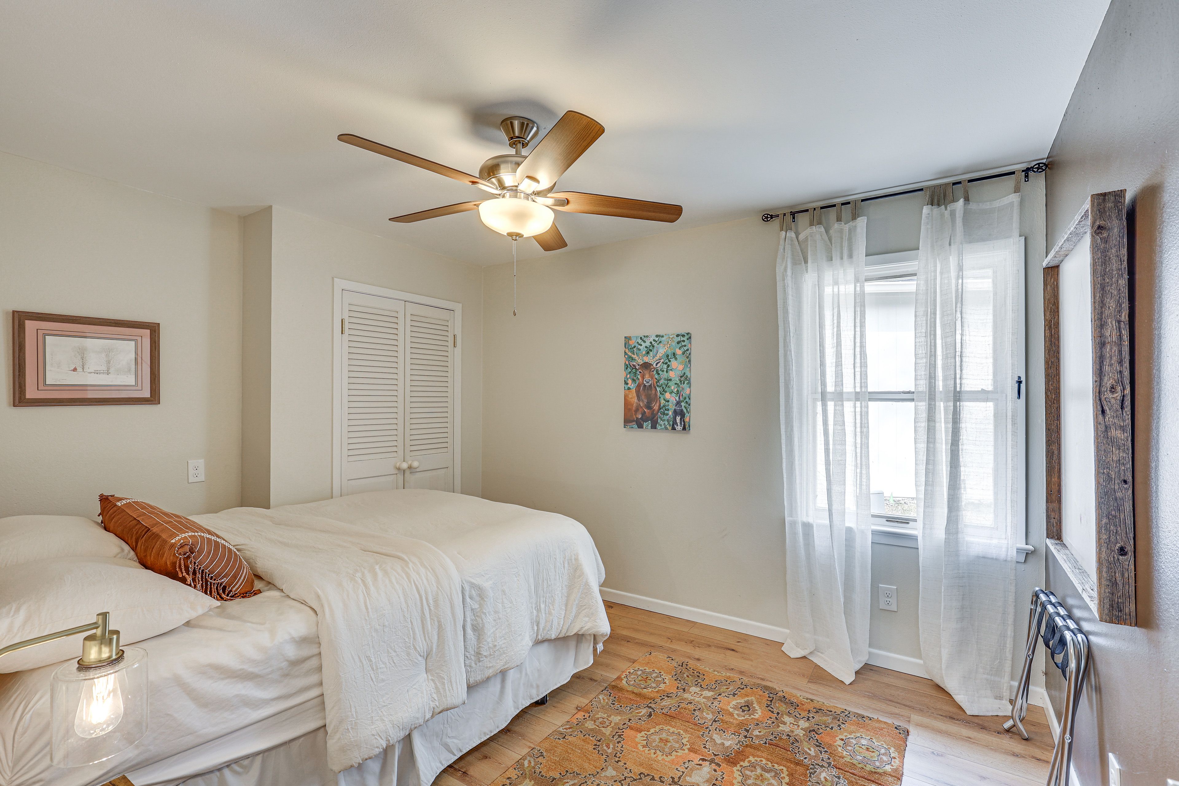 Bedroom 3 | Queen Bed