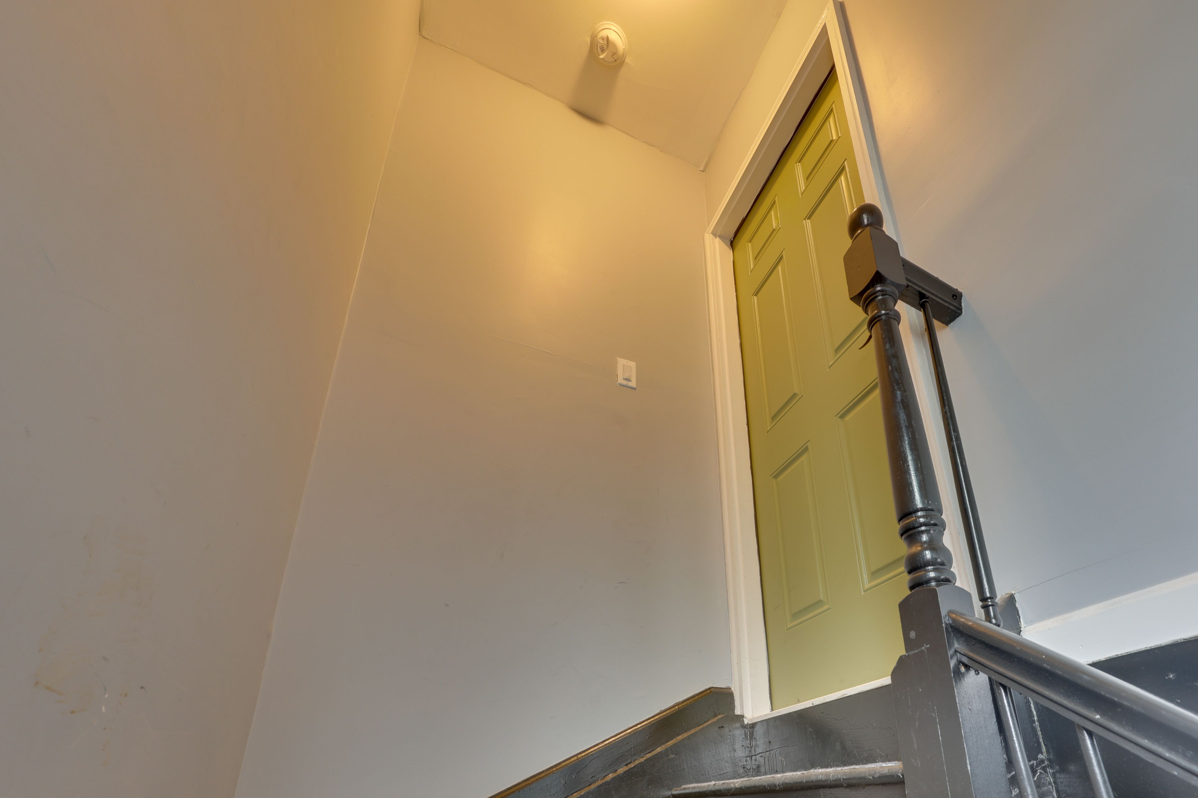 Unit Exterior | 3rd Floor