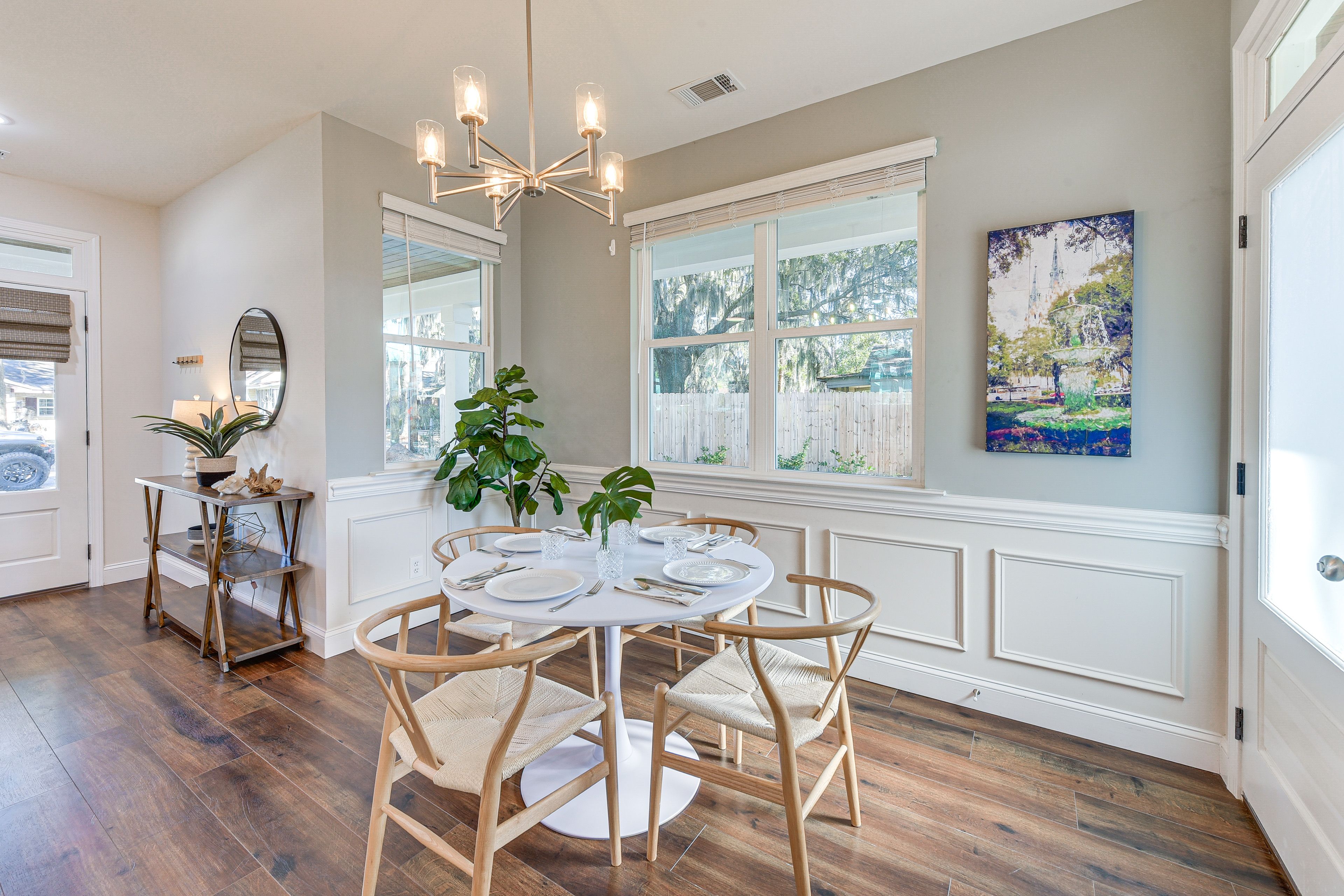 Dining Area | 2-Story Home