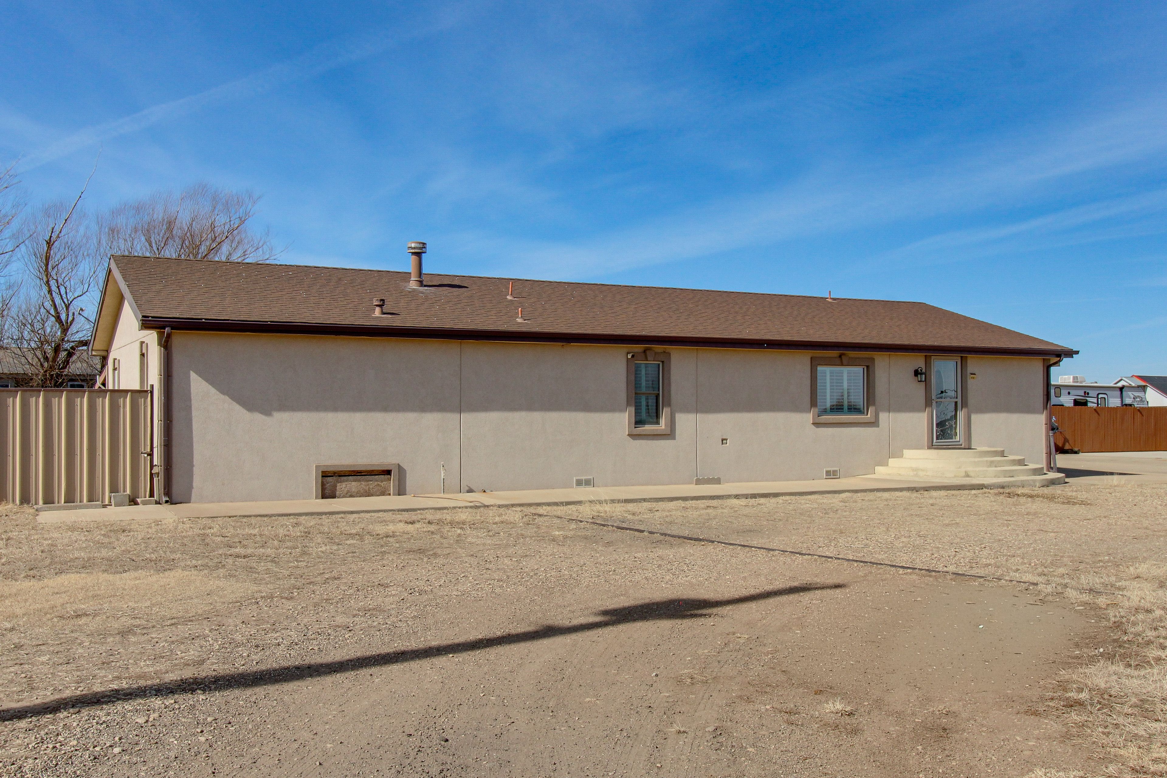 Parking | Circular Driveway (4 Vehicles) | Concrete Area (1 Vehicle)