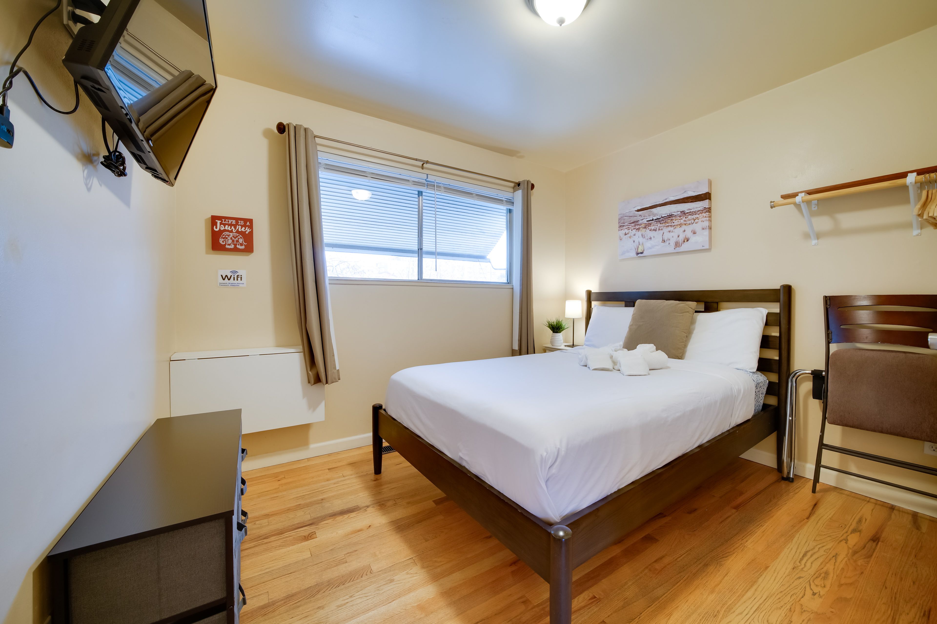 Bedroom 2 | Full Bed | Smart TV | 2nd Level