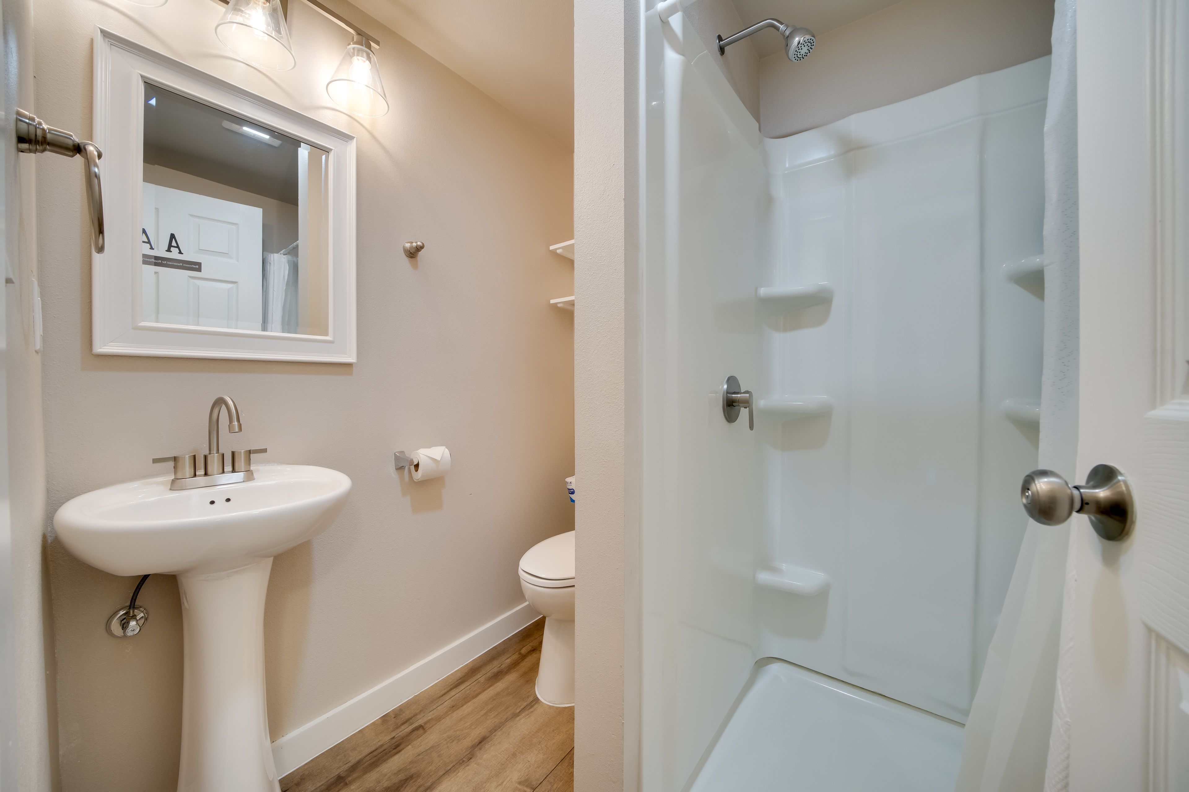 En-Suite Bathroom | Lower Level