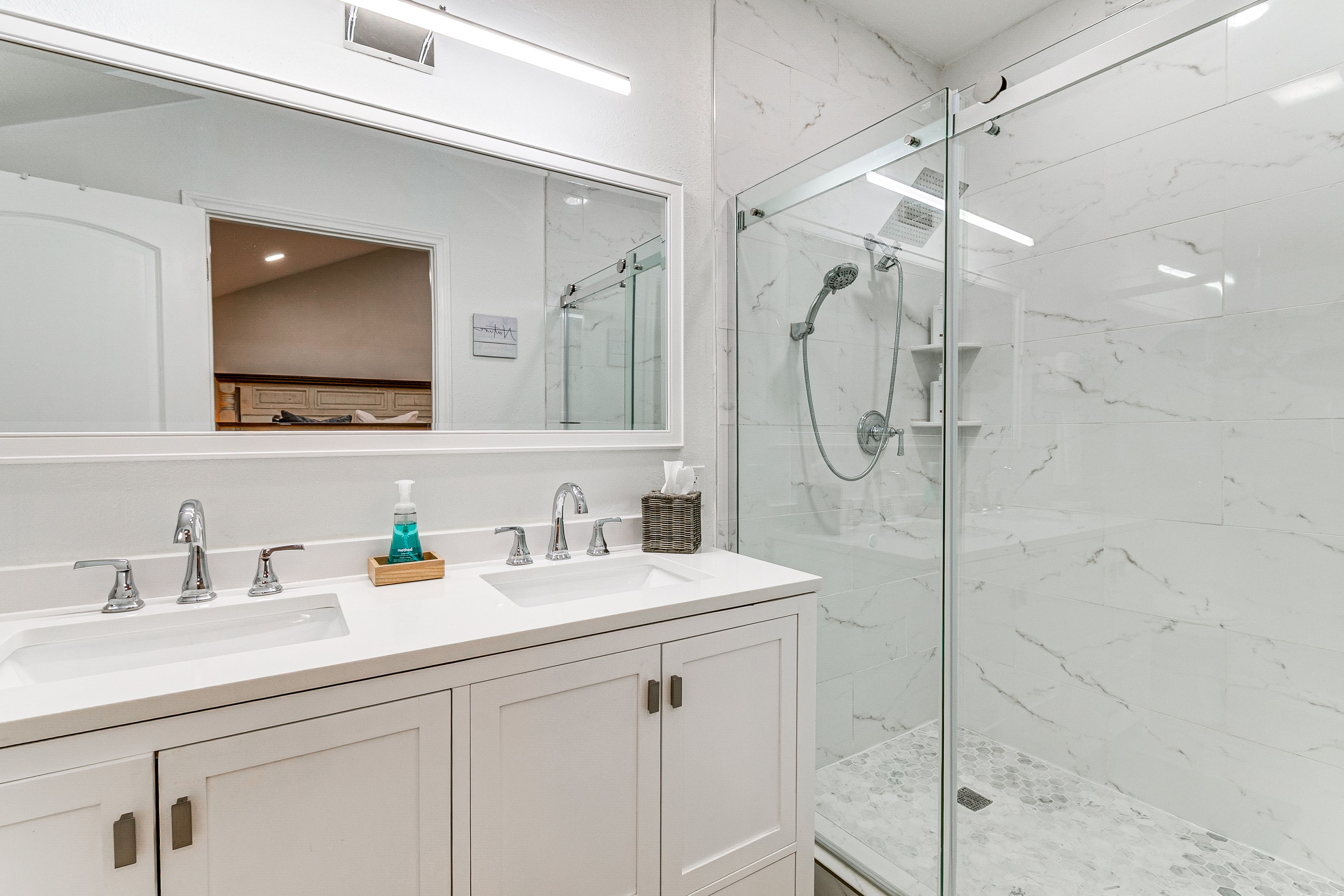 En-Suite Bathroom | 2nd Floor