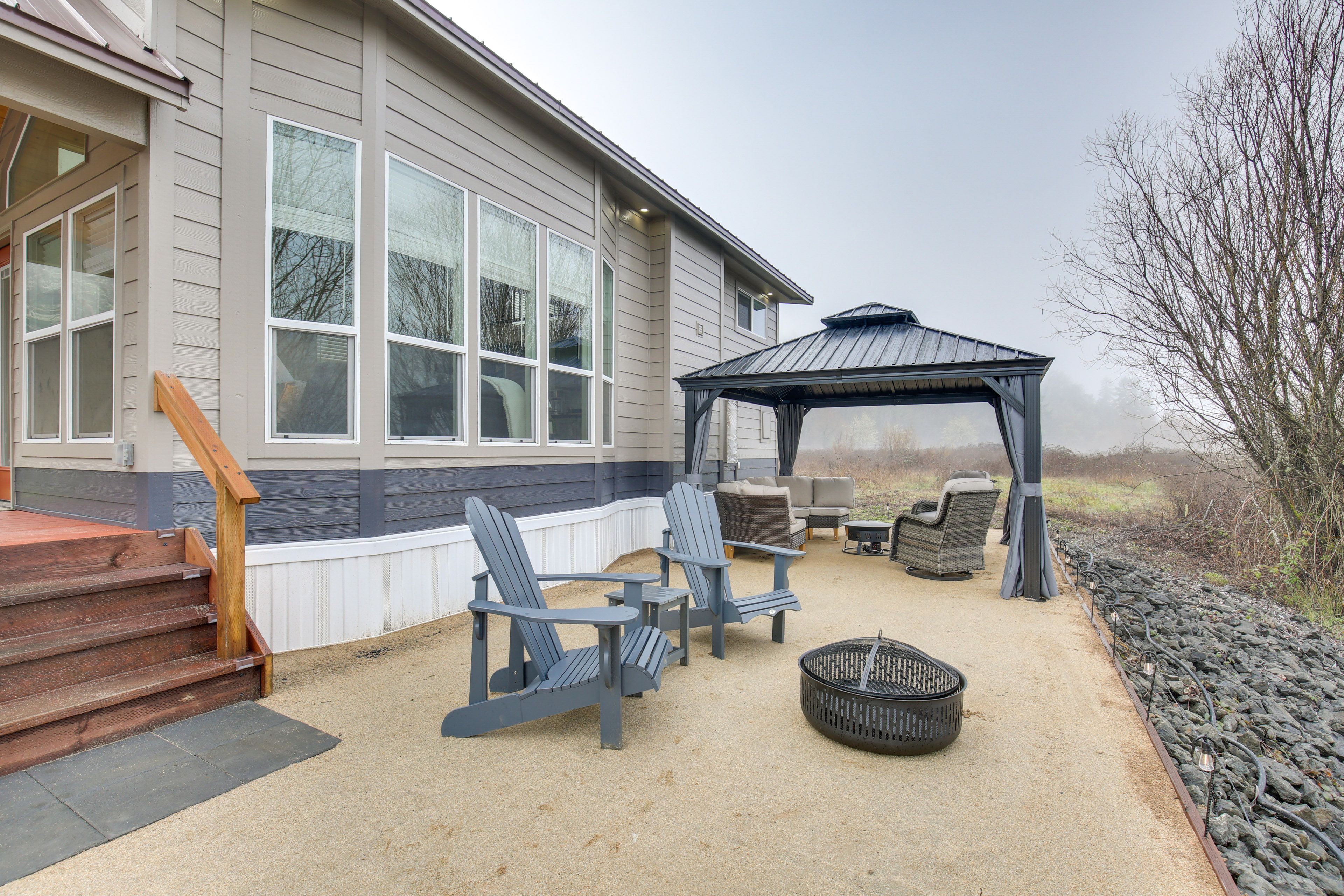 Private Patio | Gazebo w/ Seating