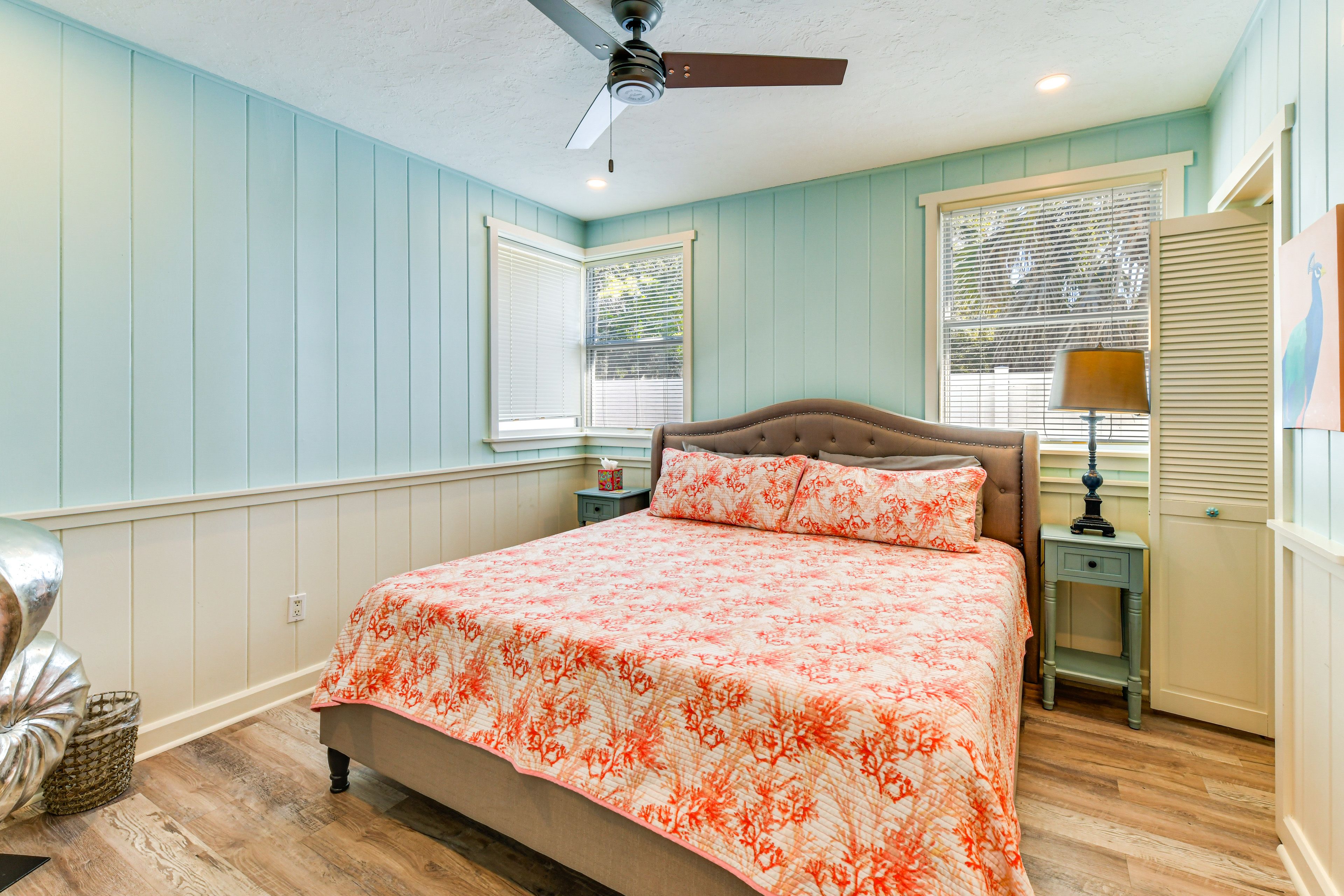 Bedroom 1 | King Bed | Smart TV