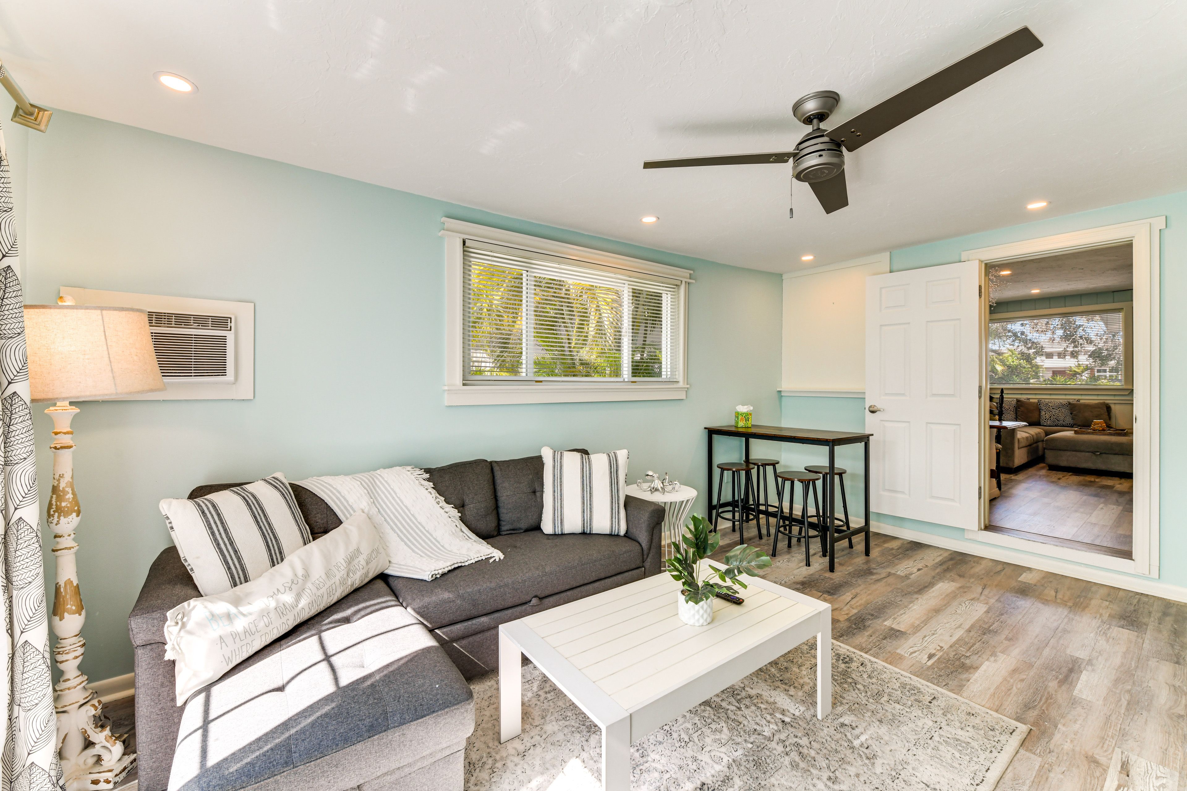 Family Room | Smart TV