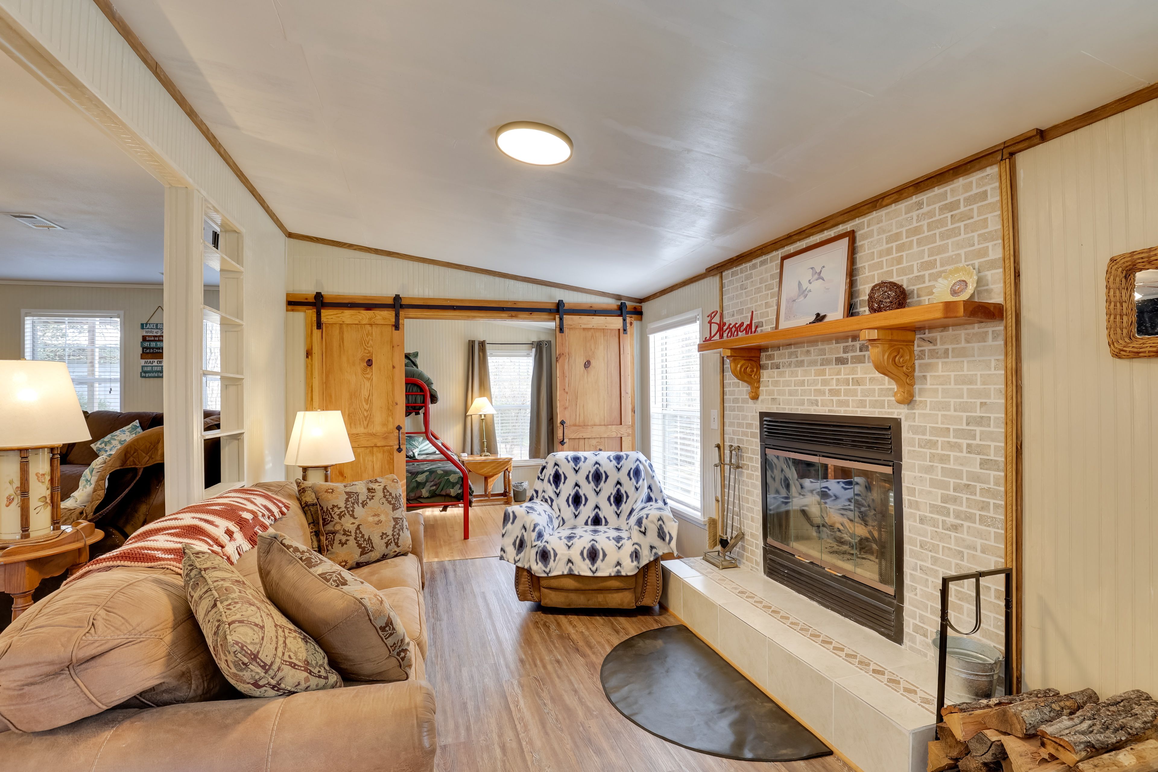 Family Room | Fireplace