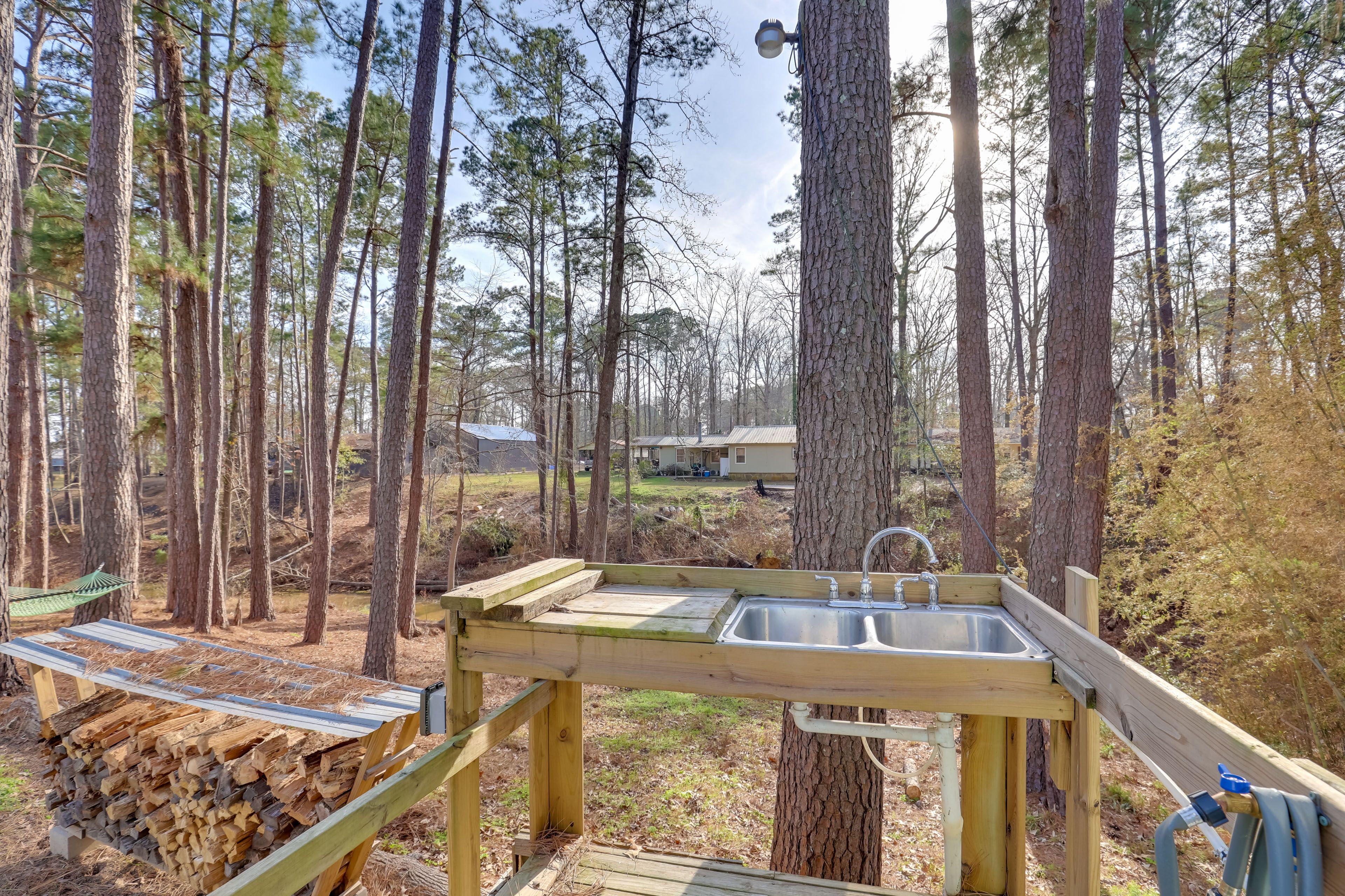 Fish Cleaning Station