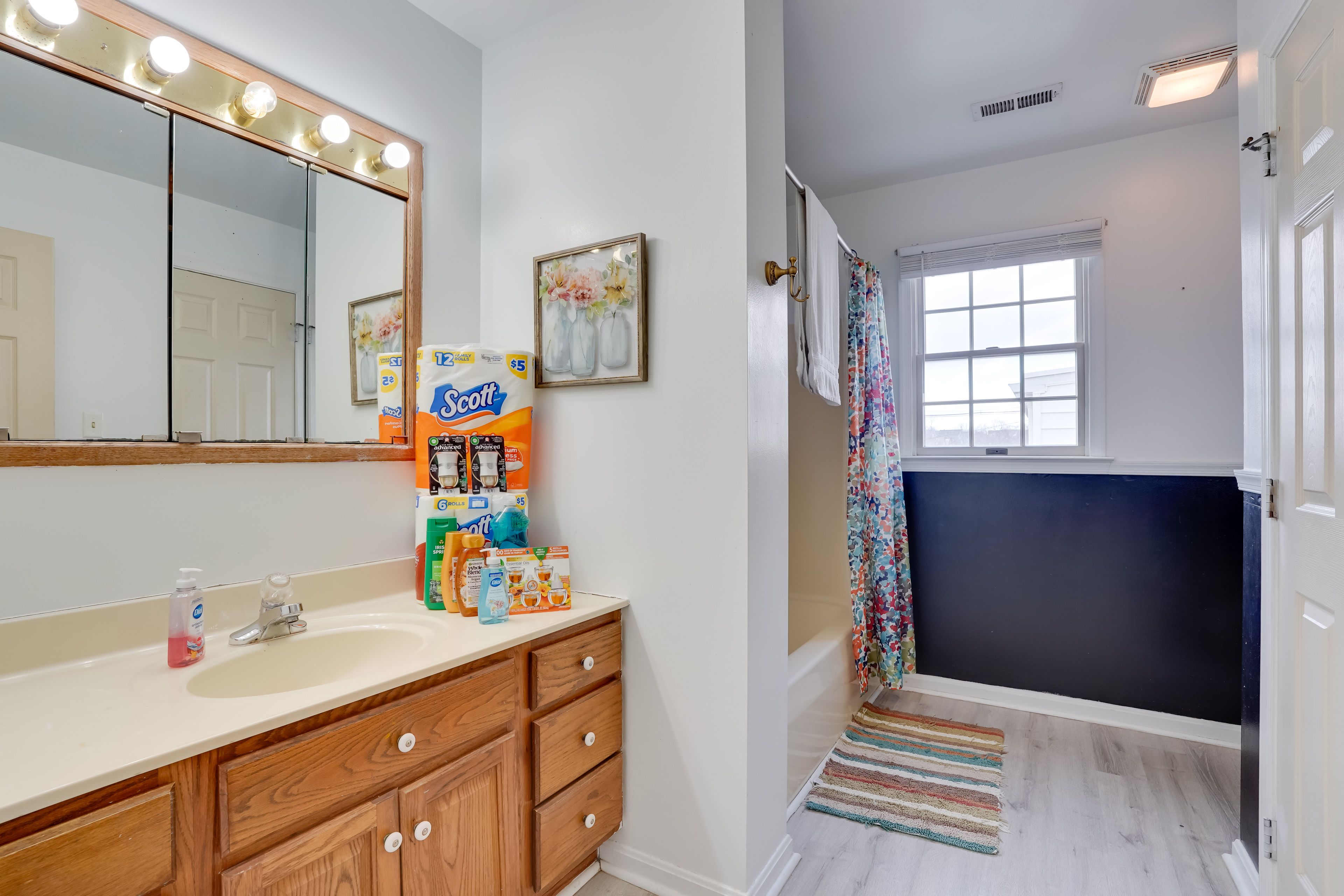 Bathroom | Towels Provided | Complimentary Toiletries