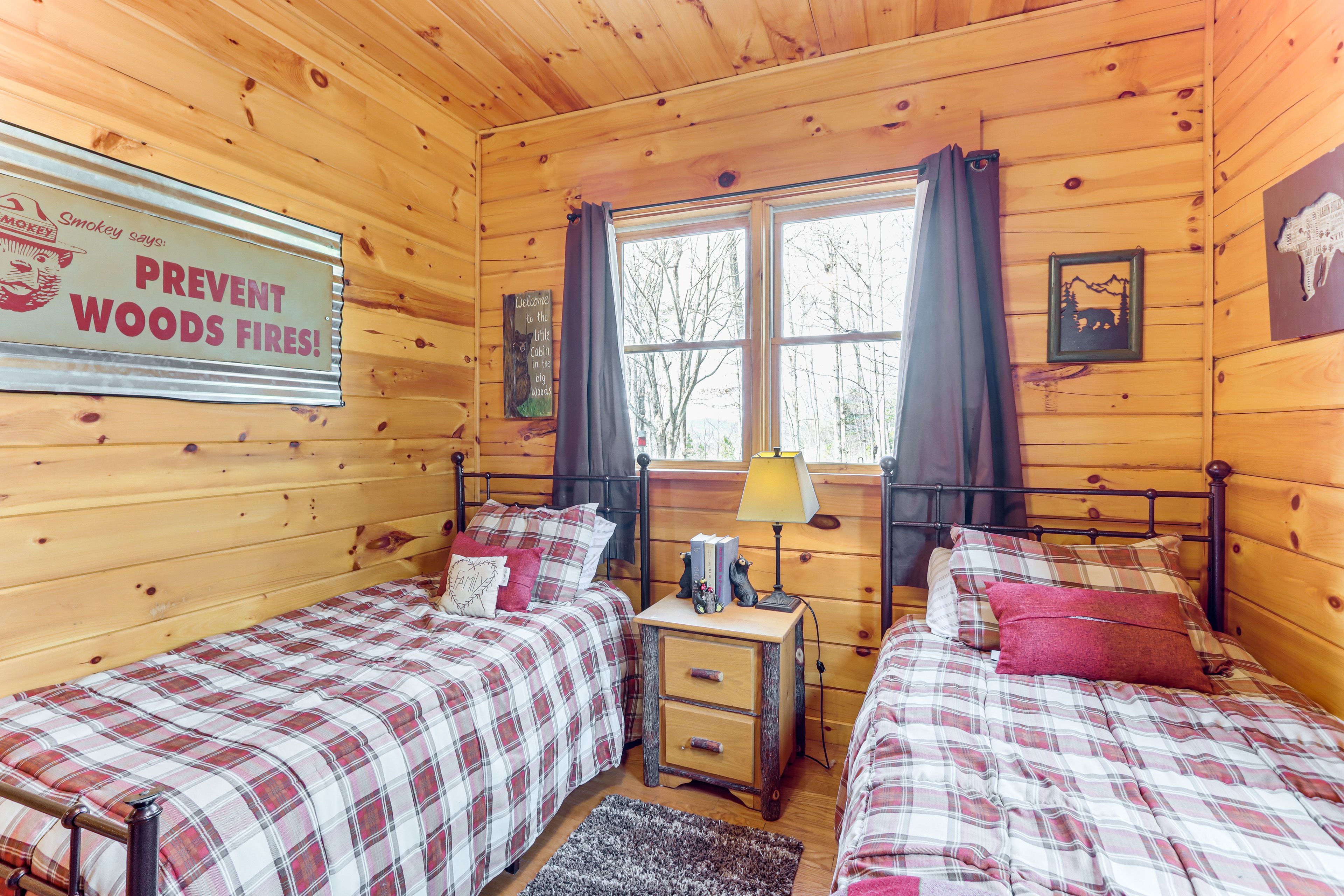 Bedroom 3 | 2 Twin Beds