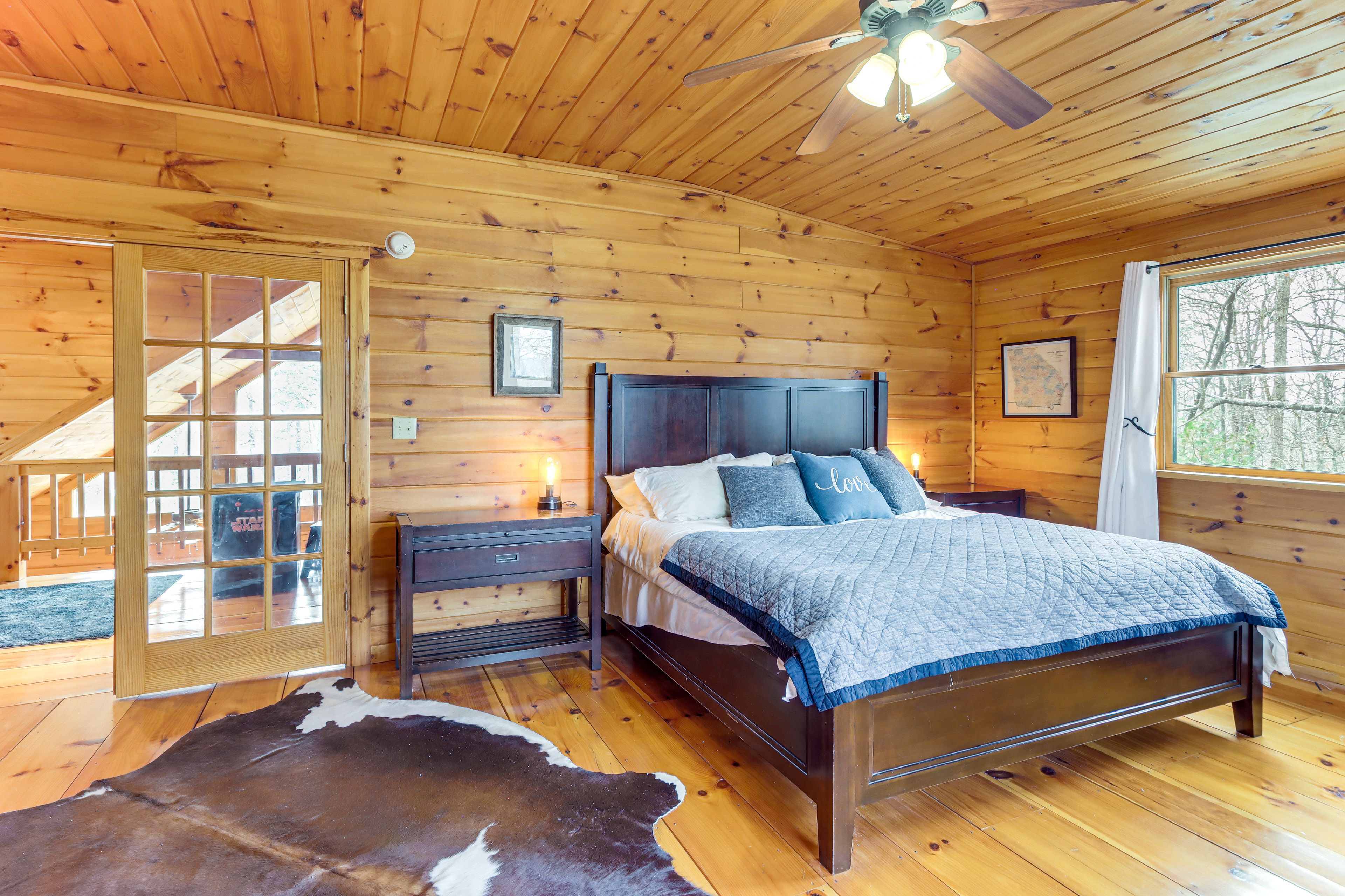 Bedroom 1 | King Bed | 2nd Floor