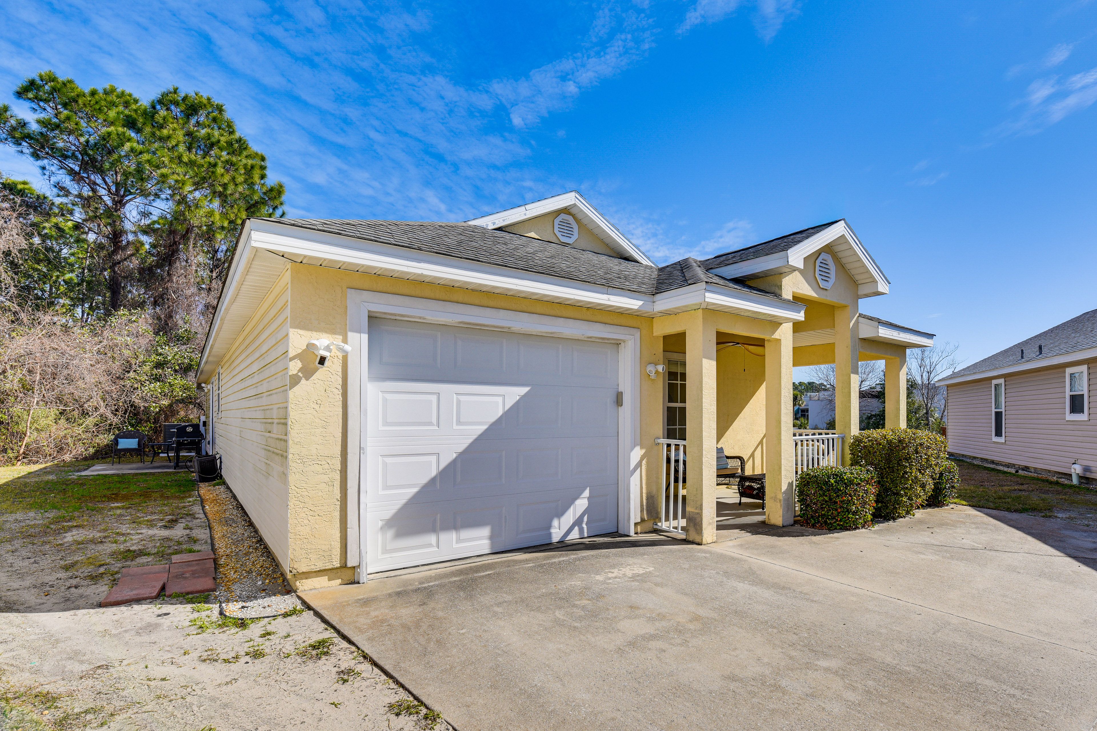 Exterior | Driveway (3 Vehicles) | Addt'l Guest Parking