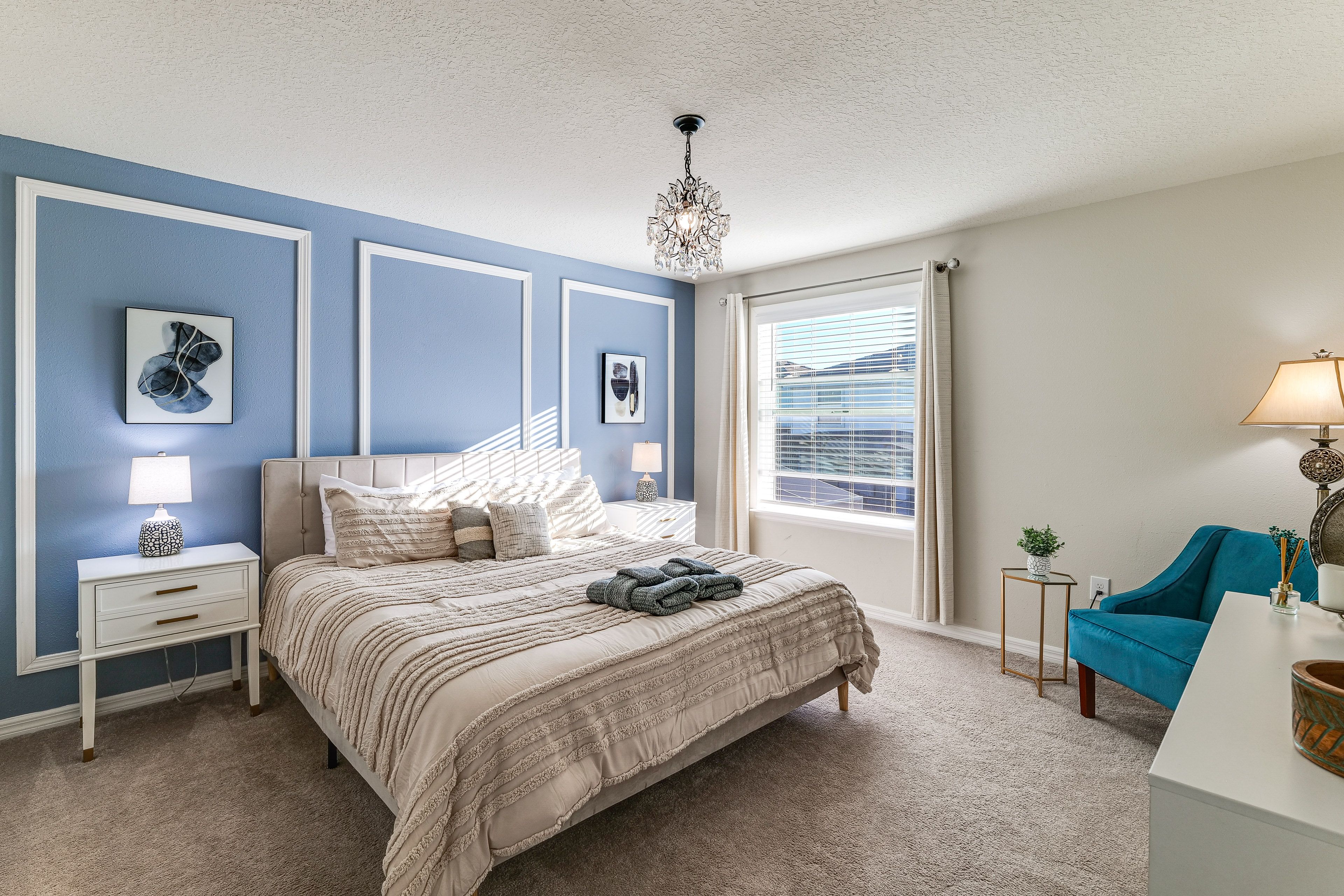 Bedroom 2 | 2nd Floor | King Bed