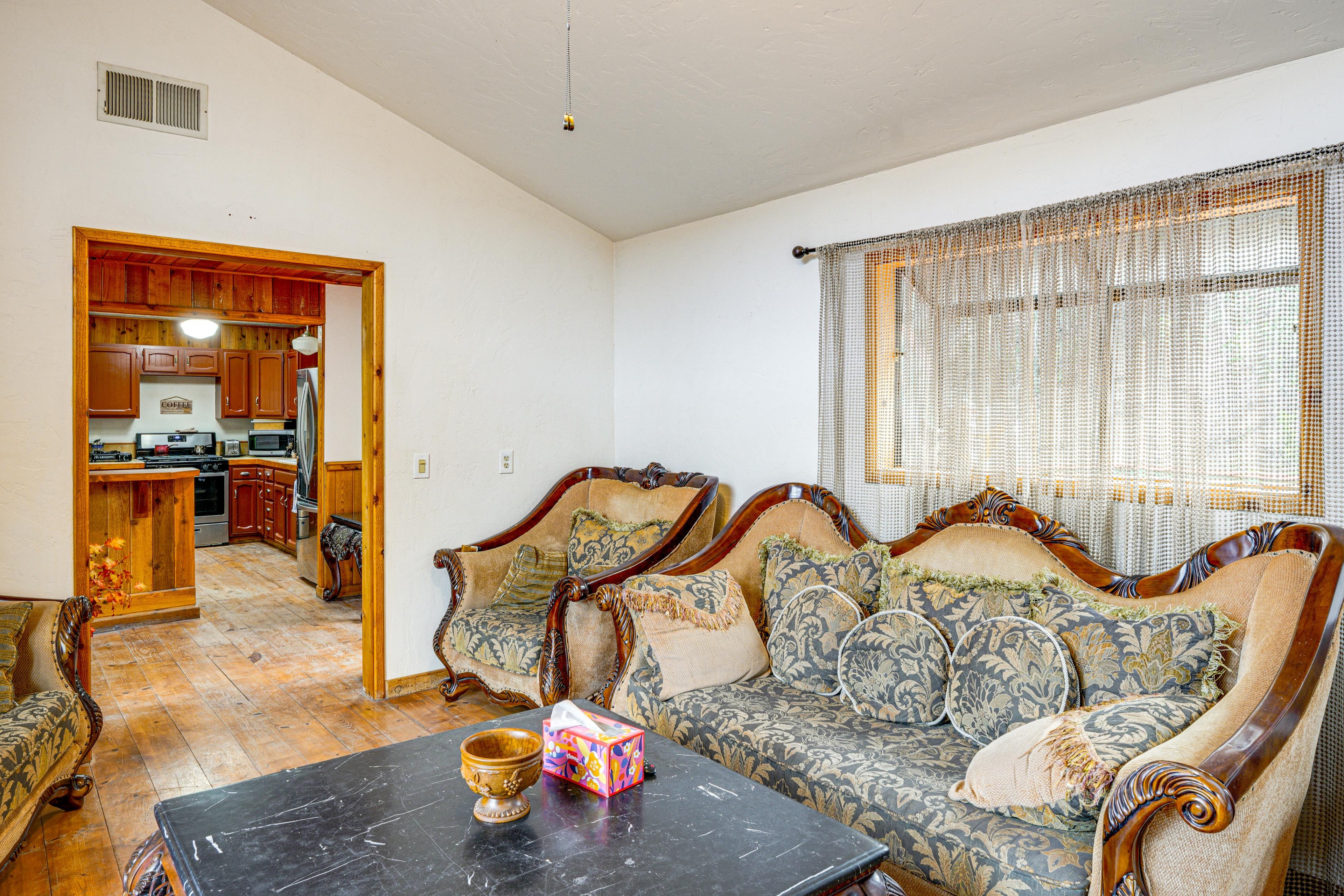 Living Room | Fireplace | Main Level