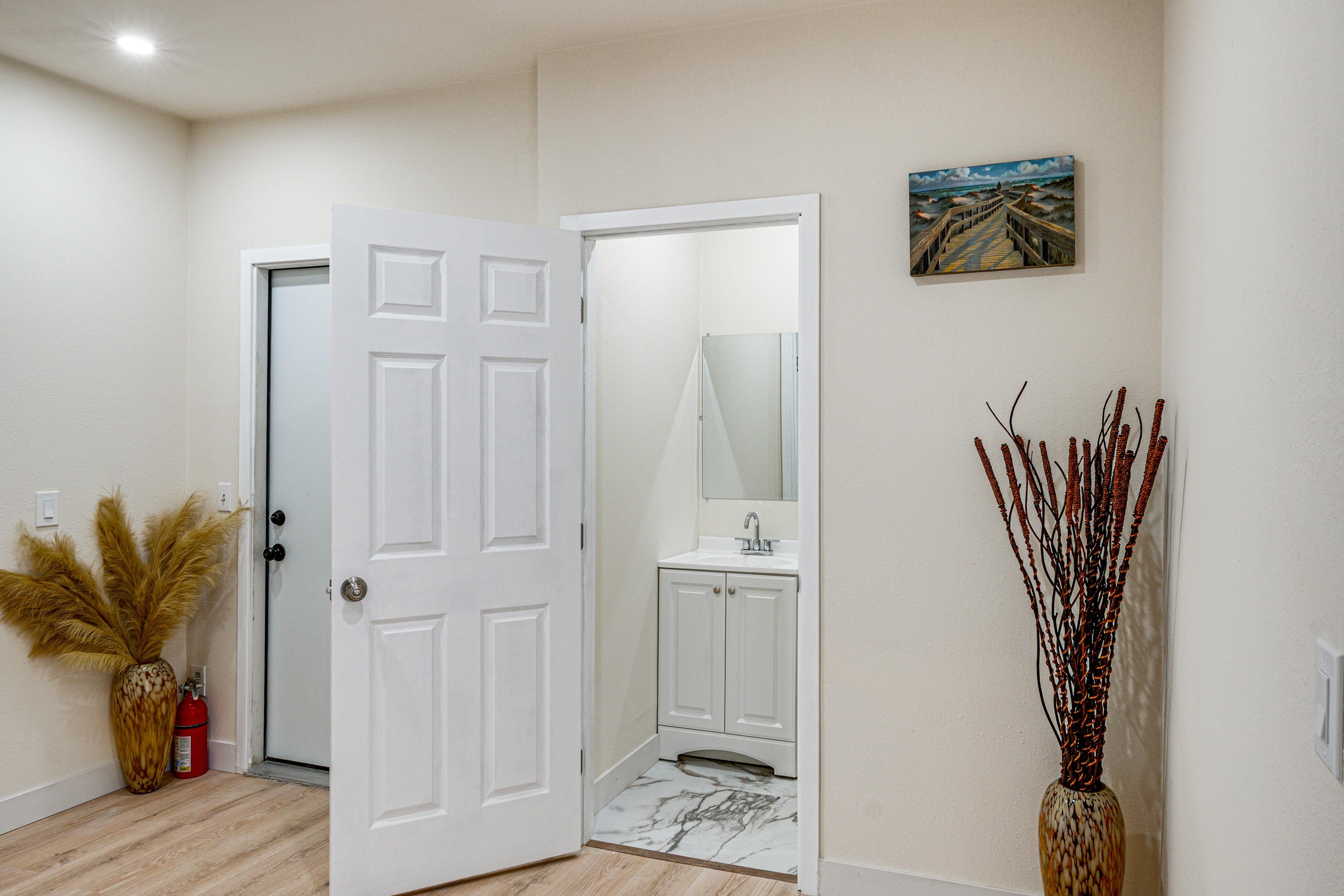 Bathroom | Lower Level