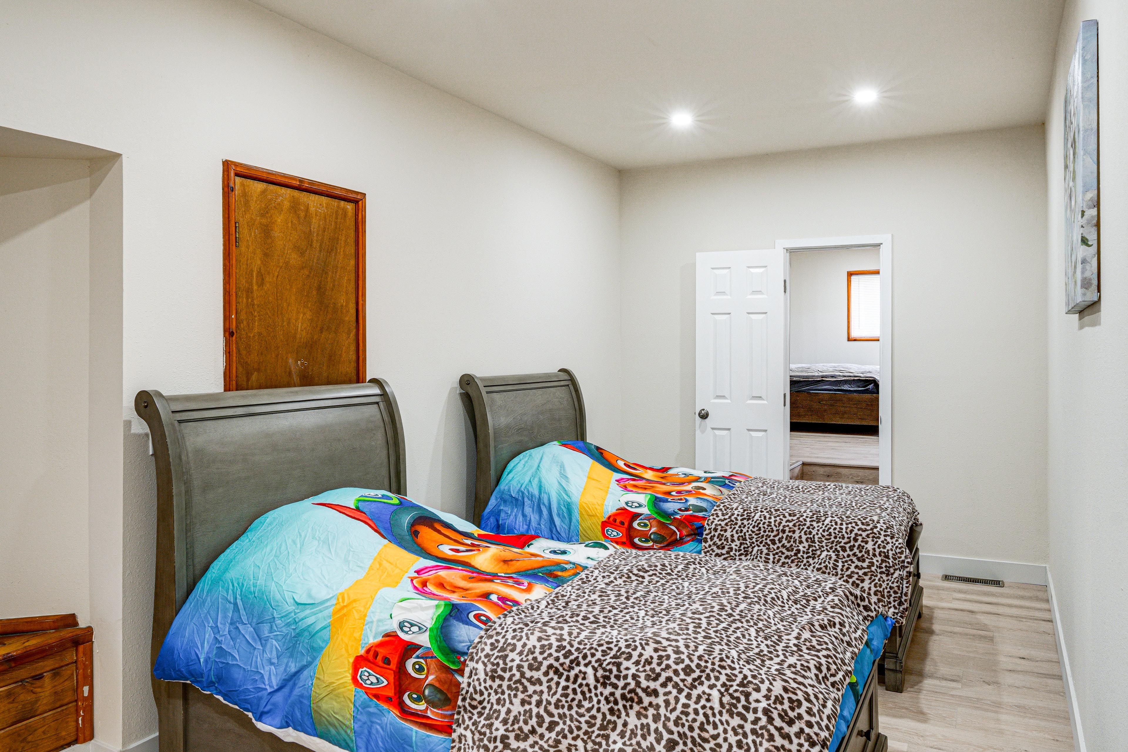 Bedroom 6 | 2 Twin Beds | Lower Level