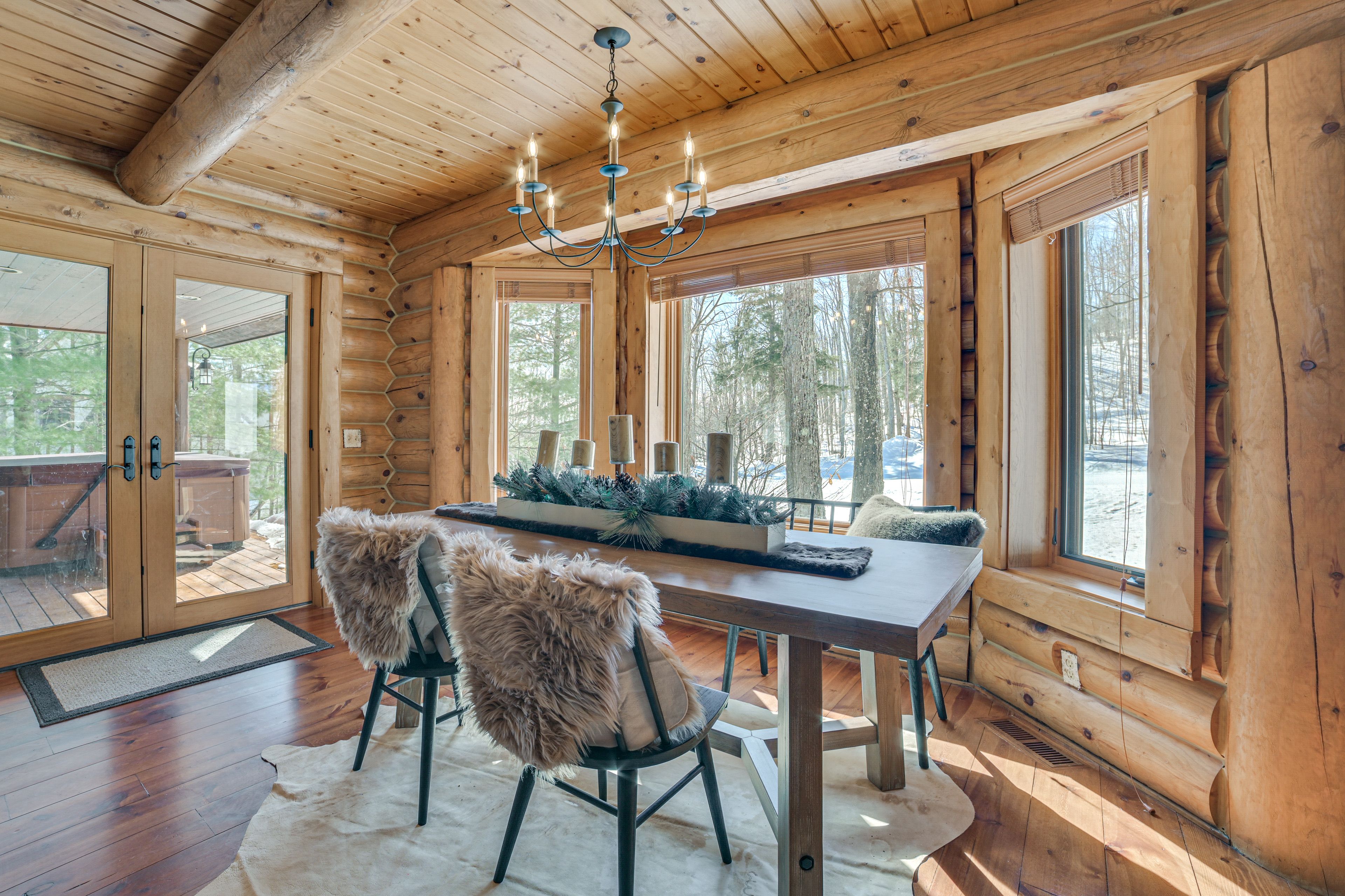 Dining Table | 1st Floor