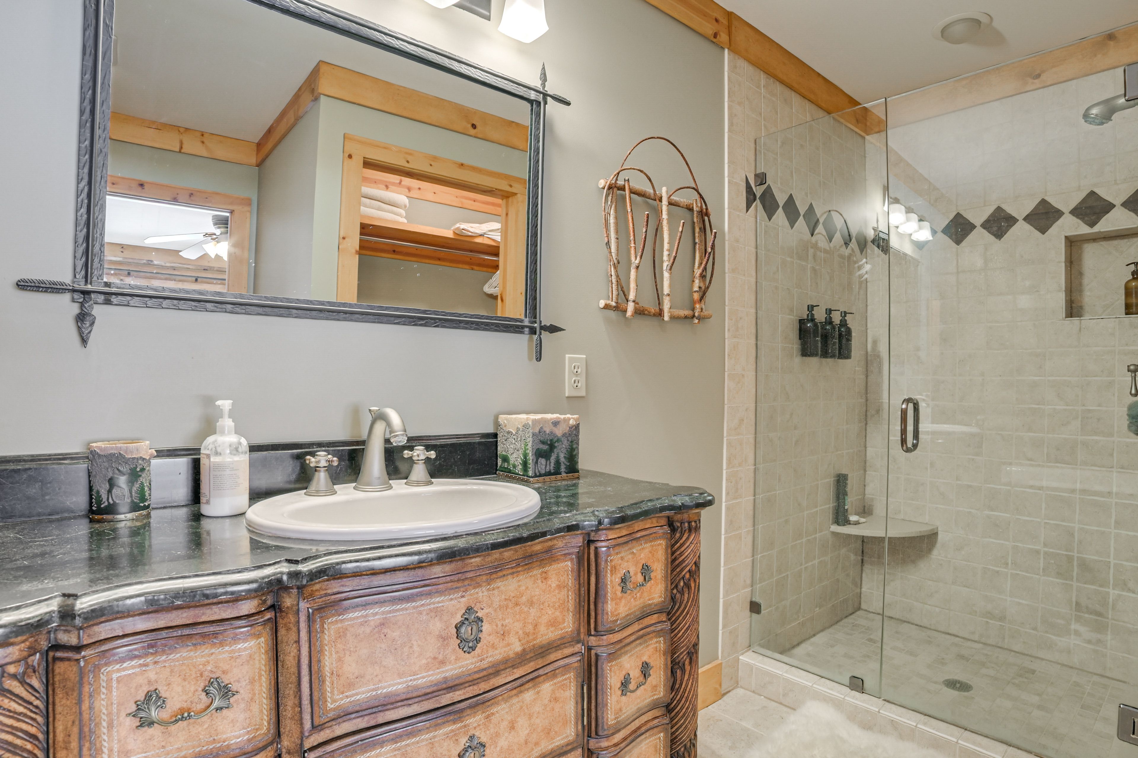 Full Bathroom | 1st Floor