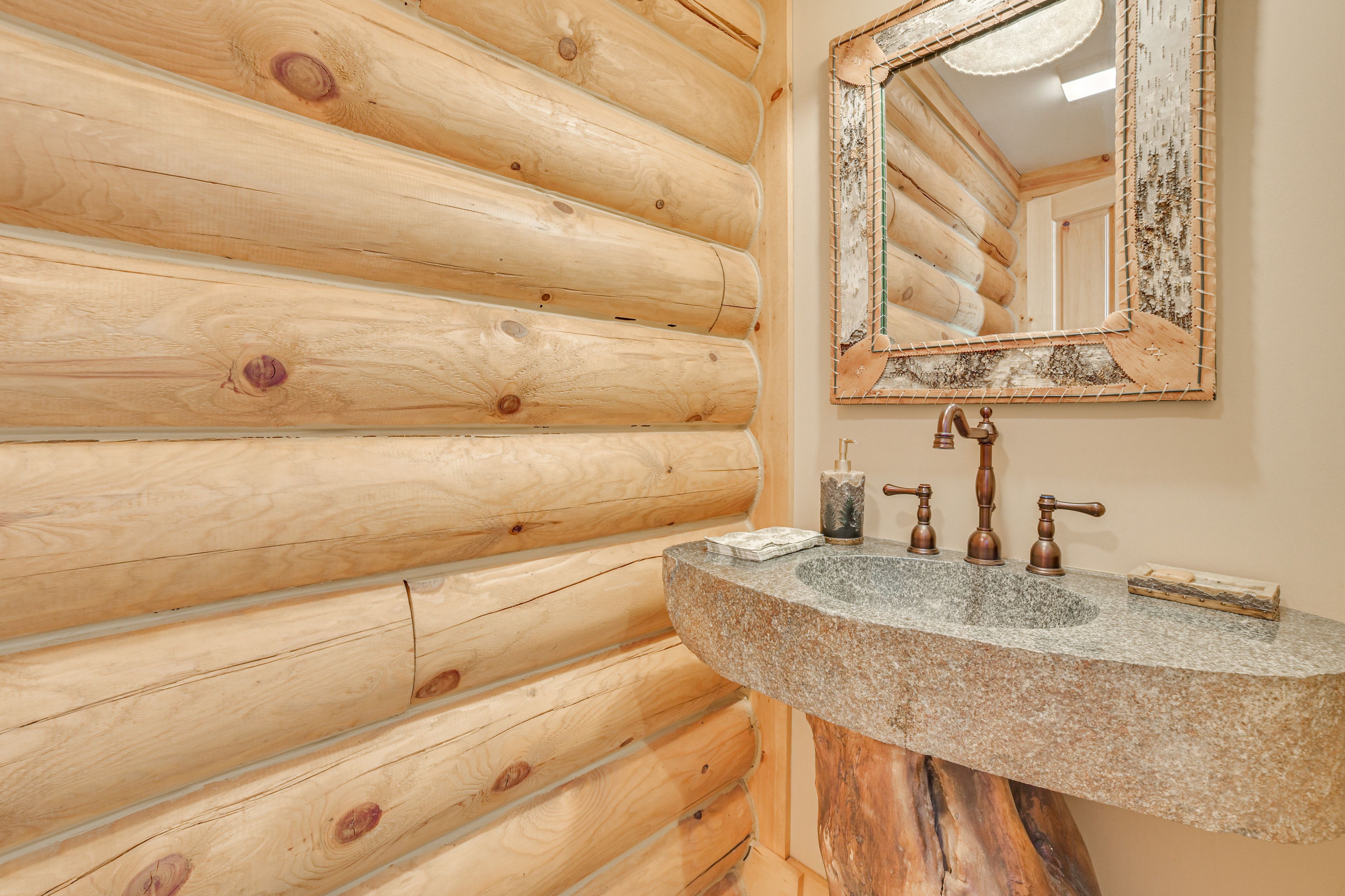 Half Bathroom | 1st Floor