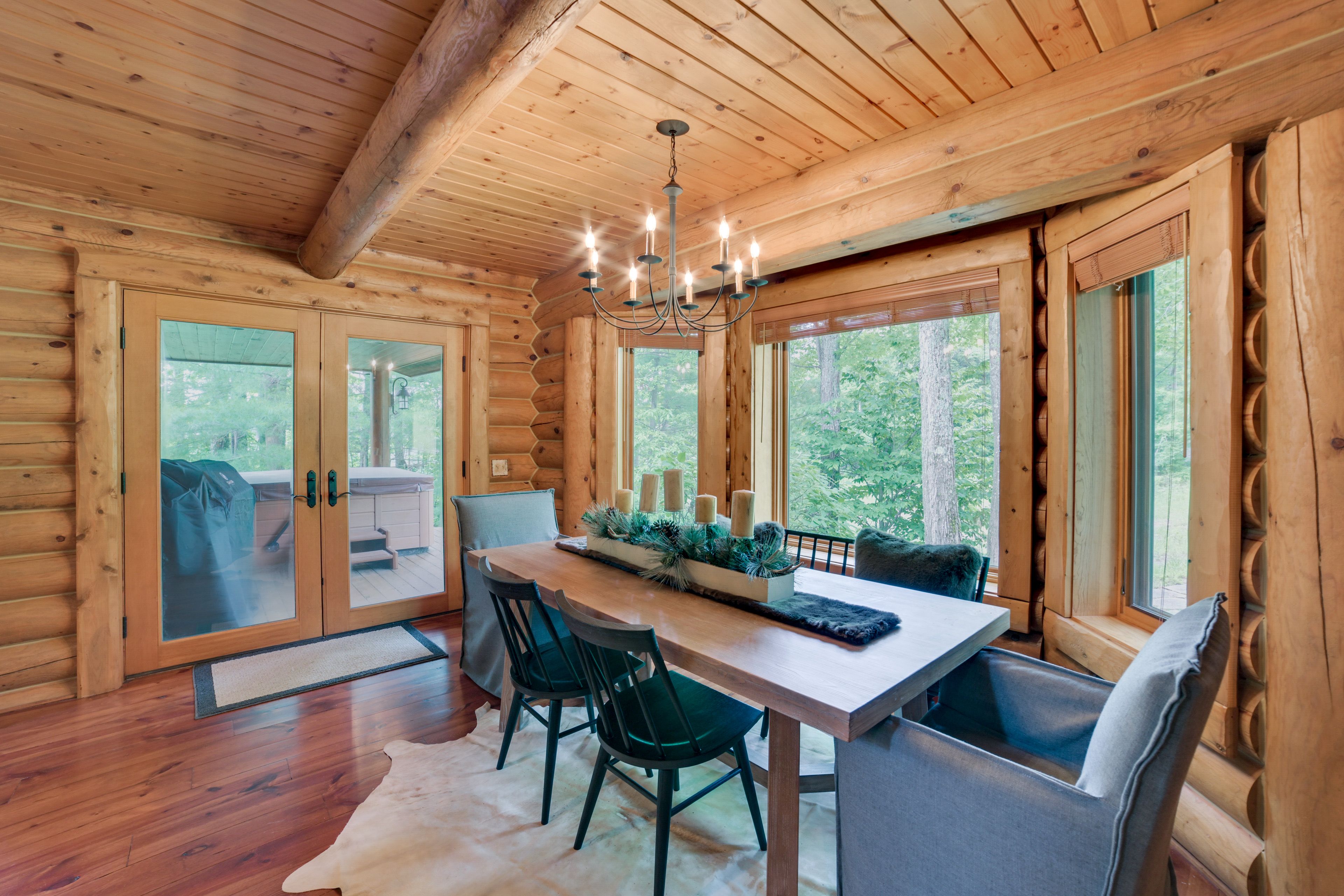 Dining Table | 1st Floor