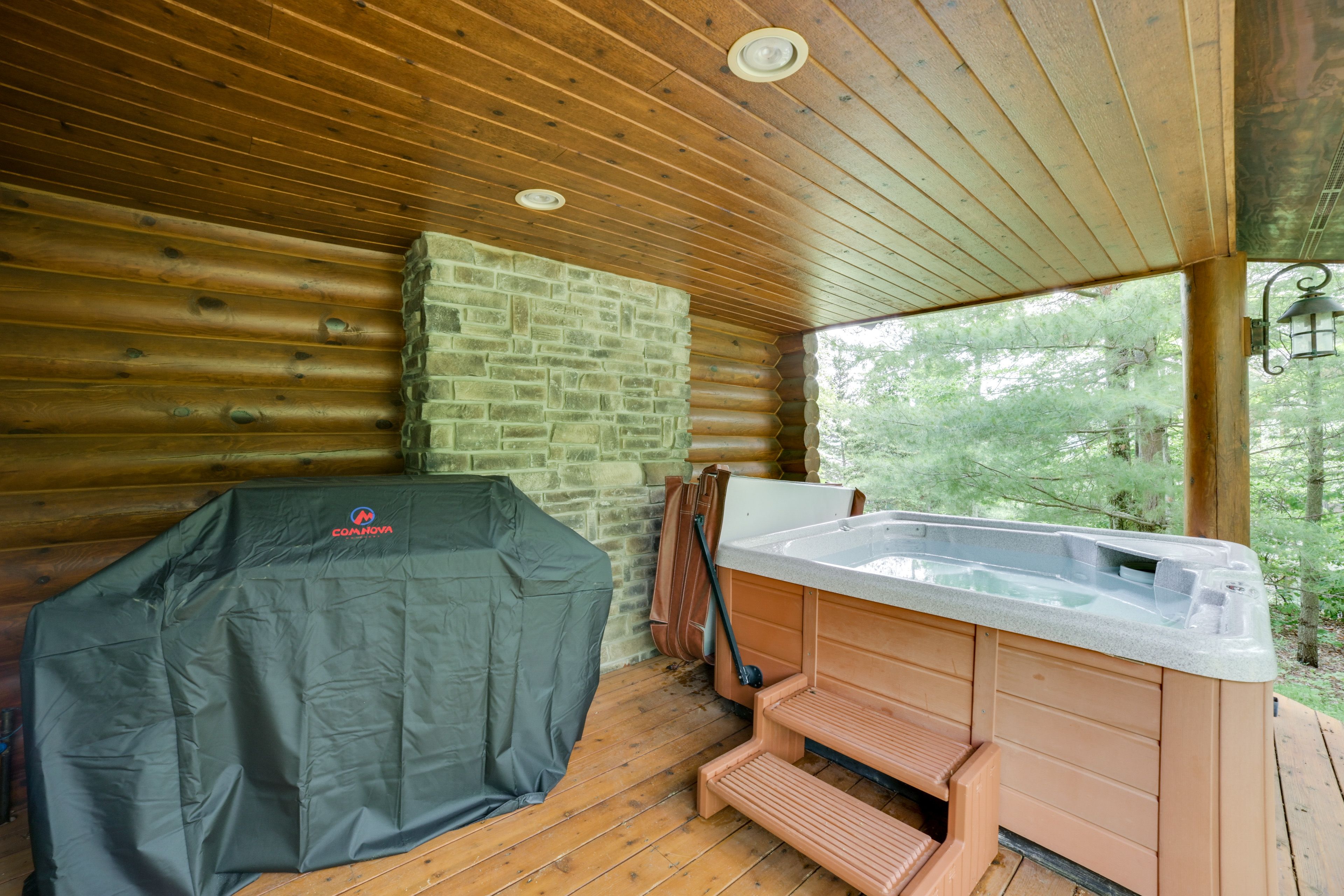 Private Hot Tub
