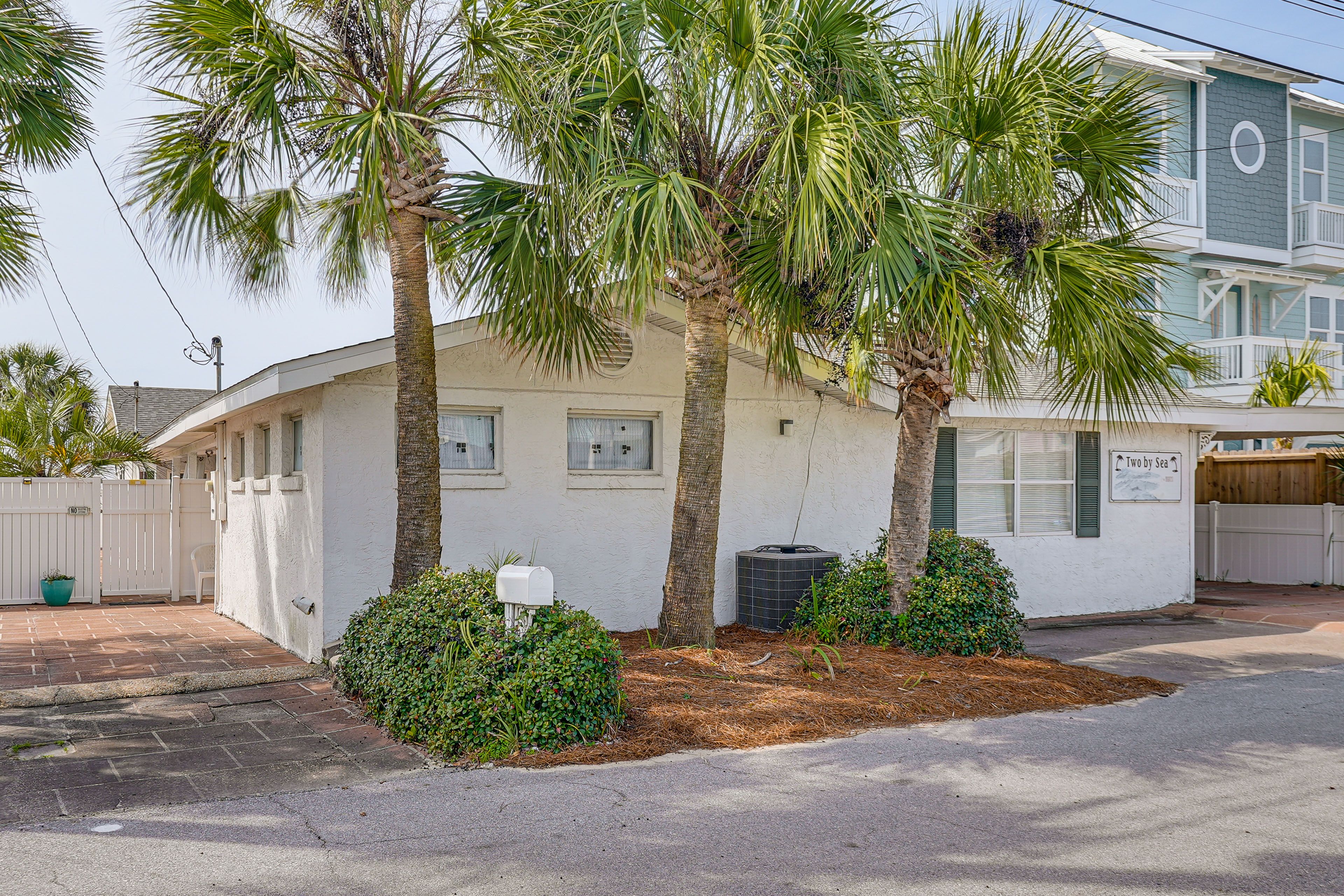 Driveway Parking (4 Vehicles)