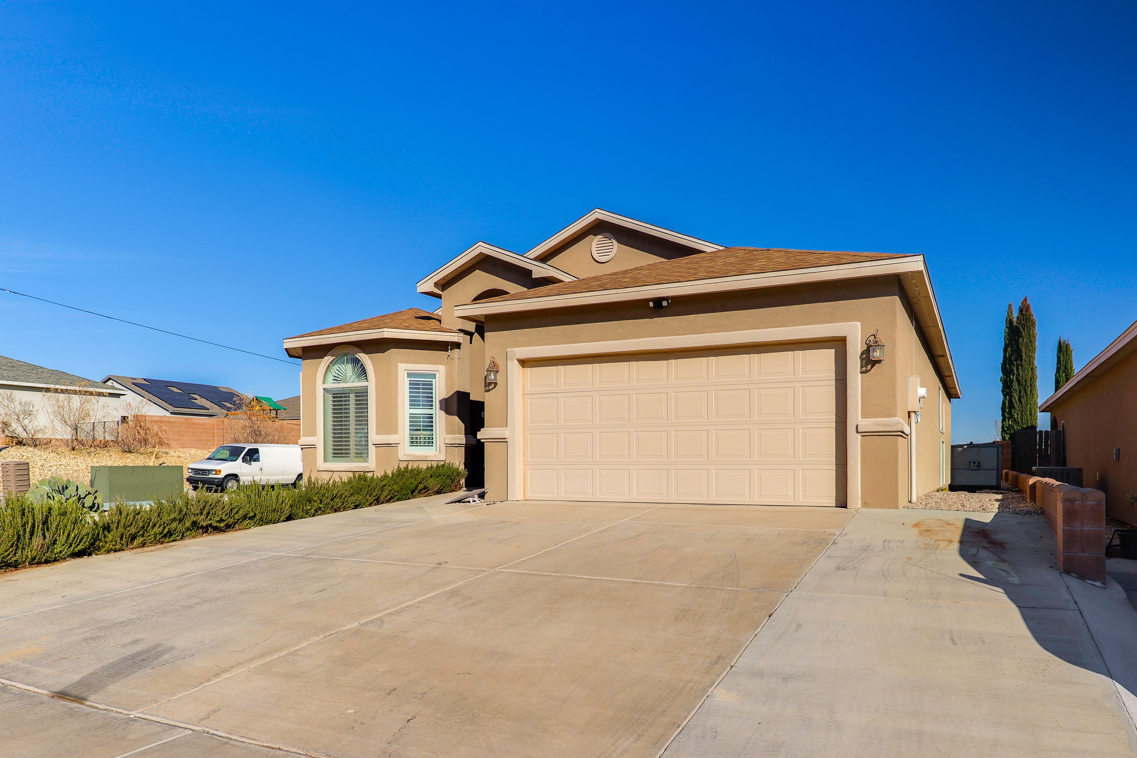 Parking | Garage (1 Vehicle) | Driveway (3 Vehicles) | Street Parking