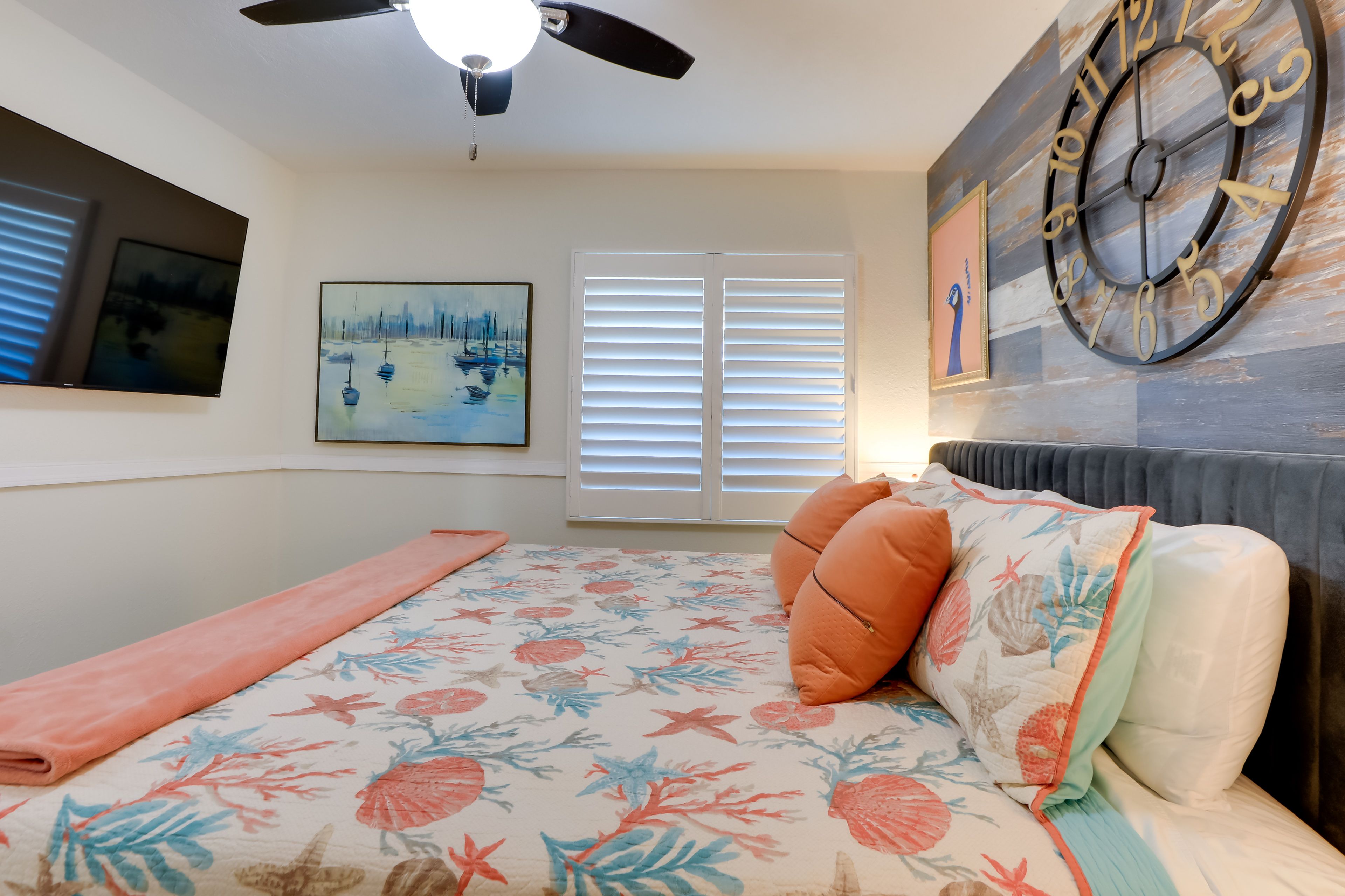 Bedroom 2 | King Bed