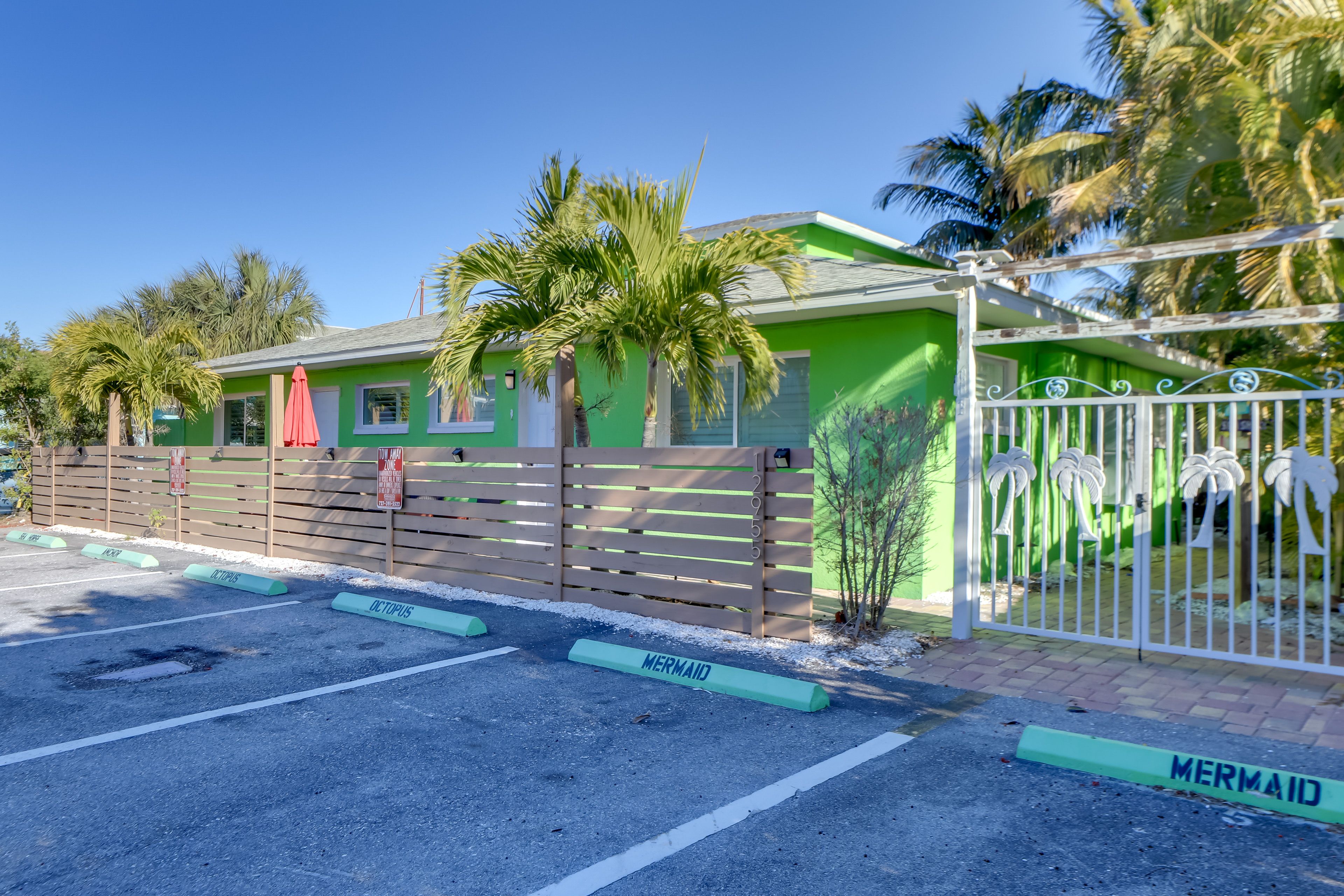 Reserved Parking (1 Vehicle)