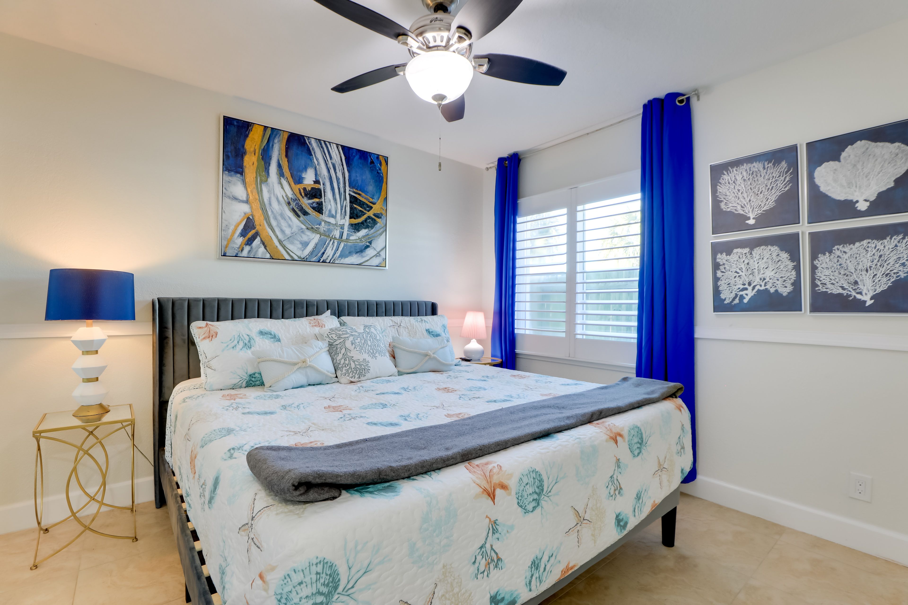 Bedroom 1 | King Bed