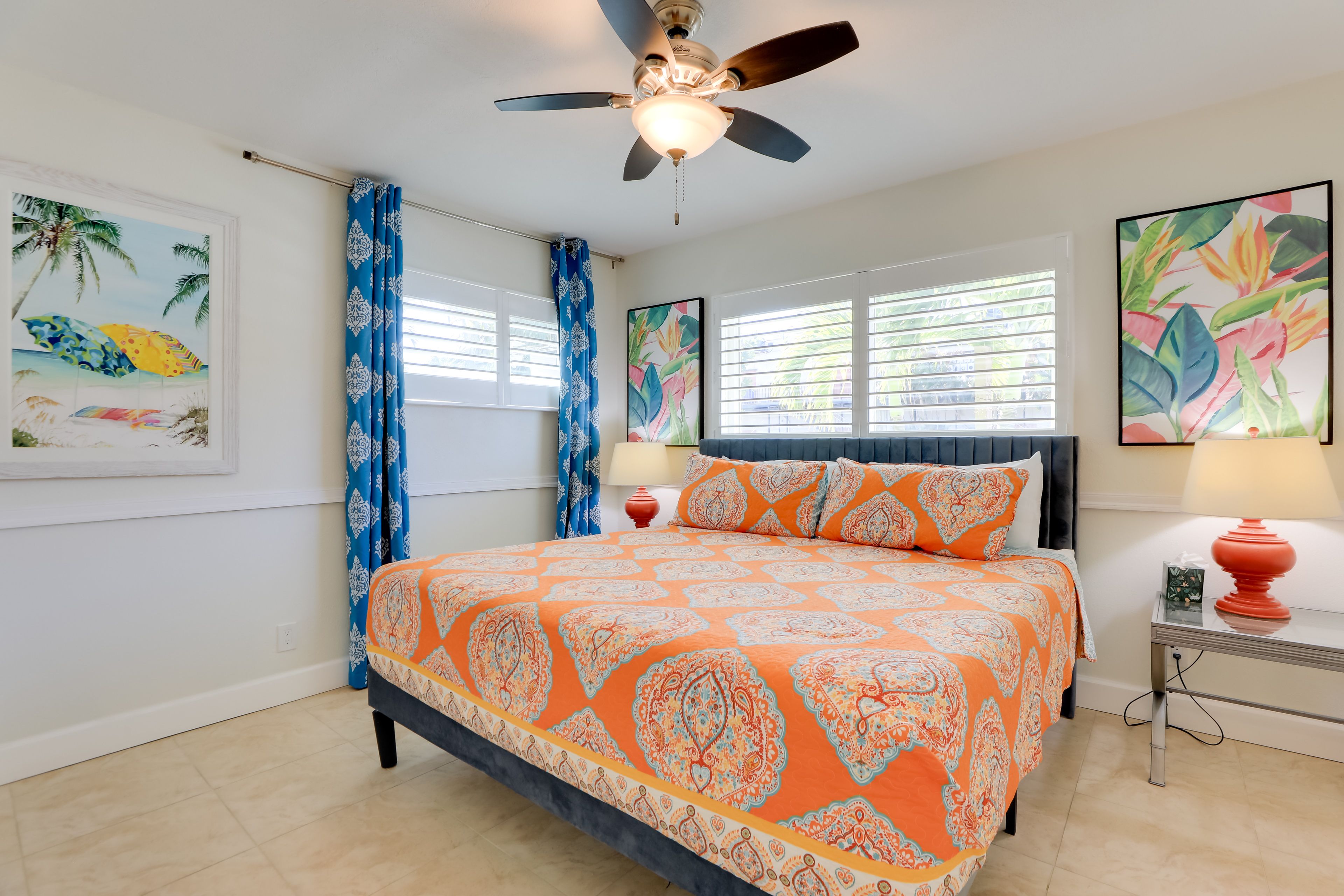 Bedroom 1 | King Bed