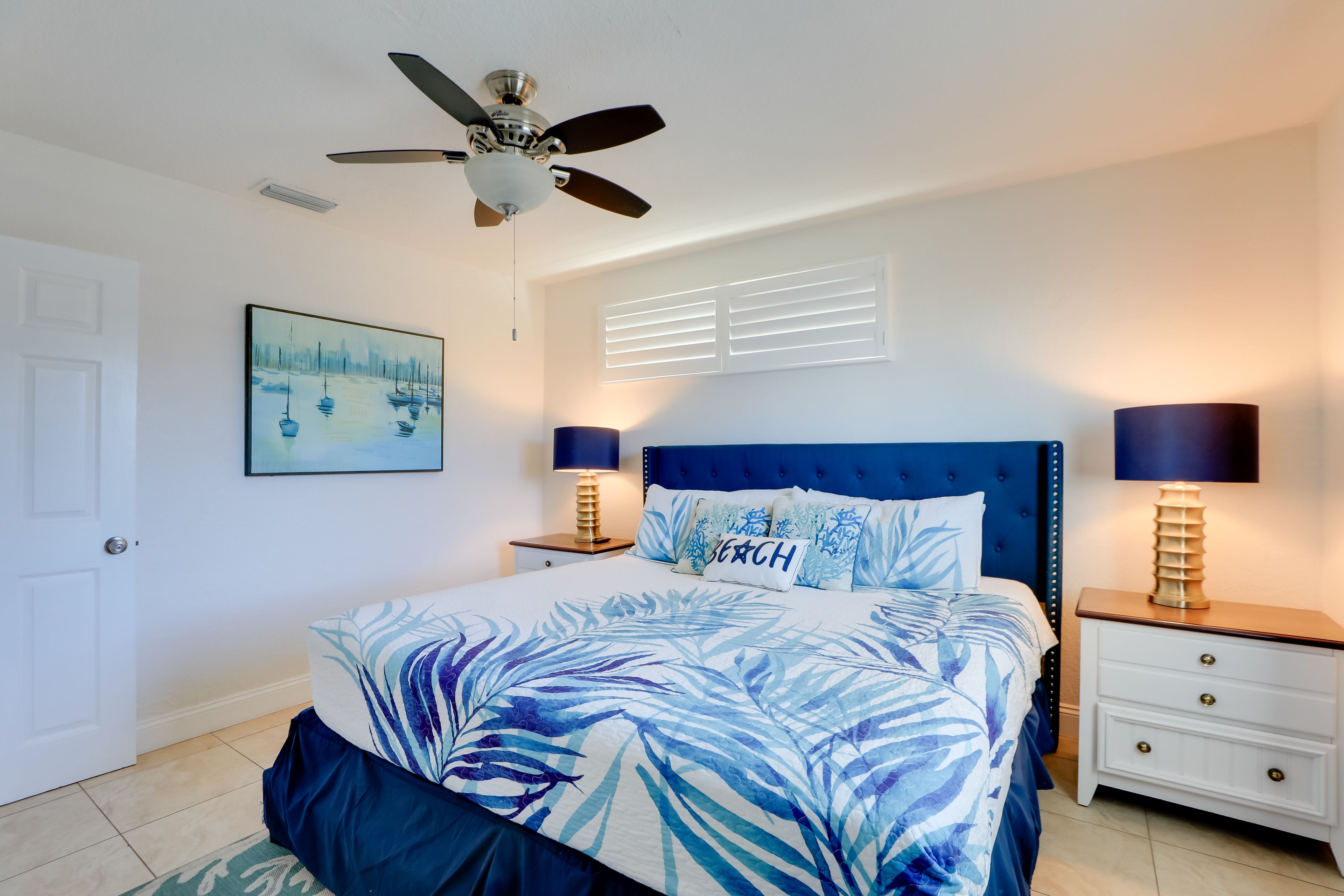 Bedroom 2 | King Bed