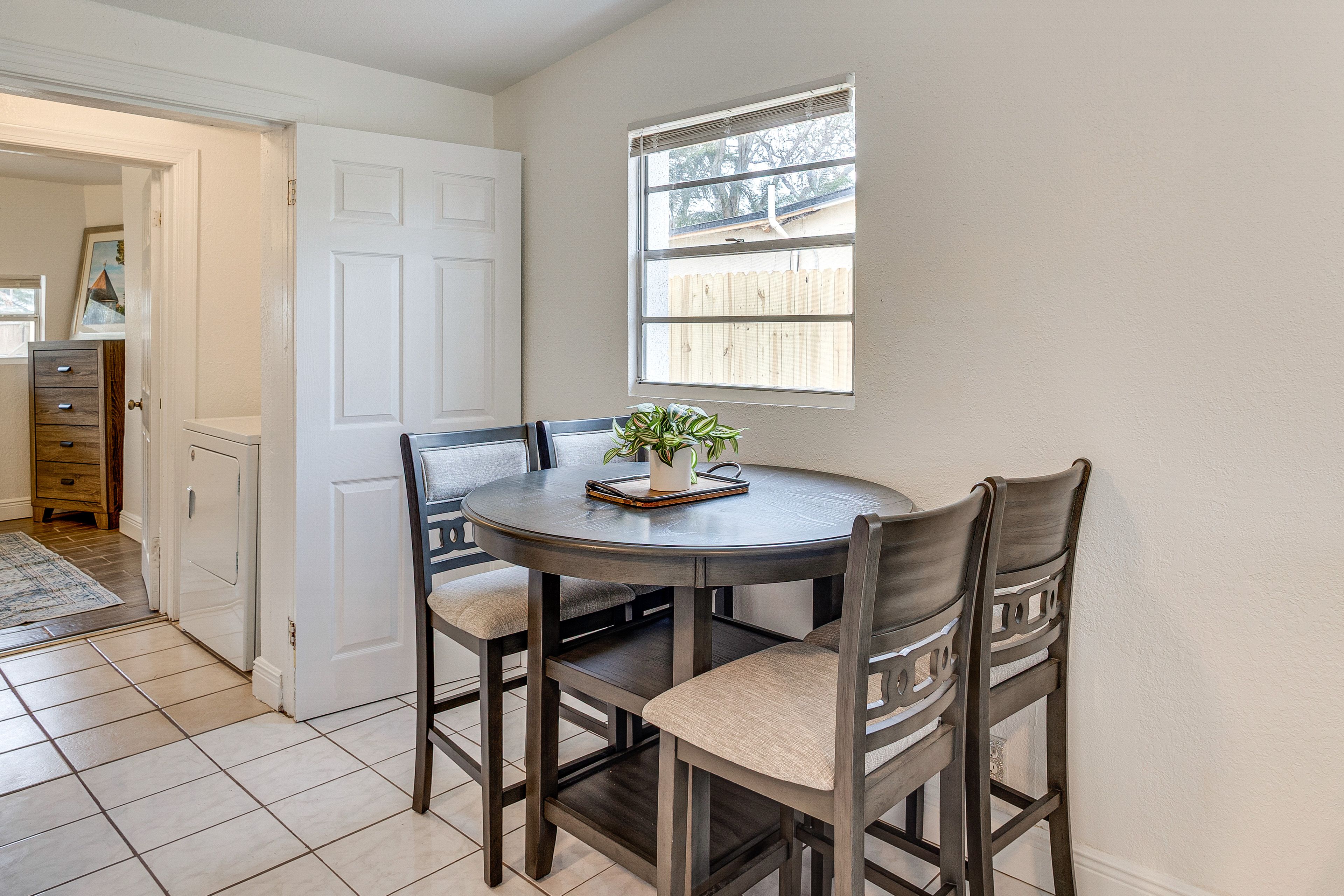Dining Area | Dishware & Flatware