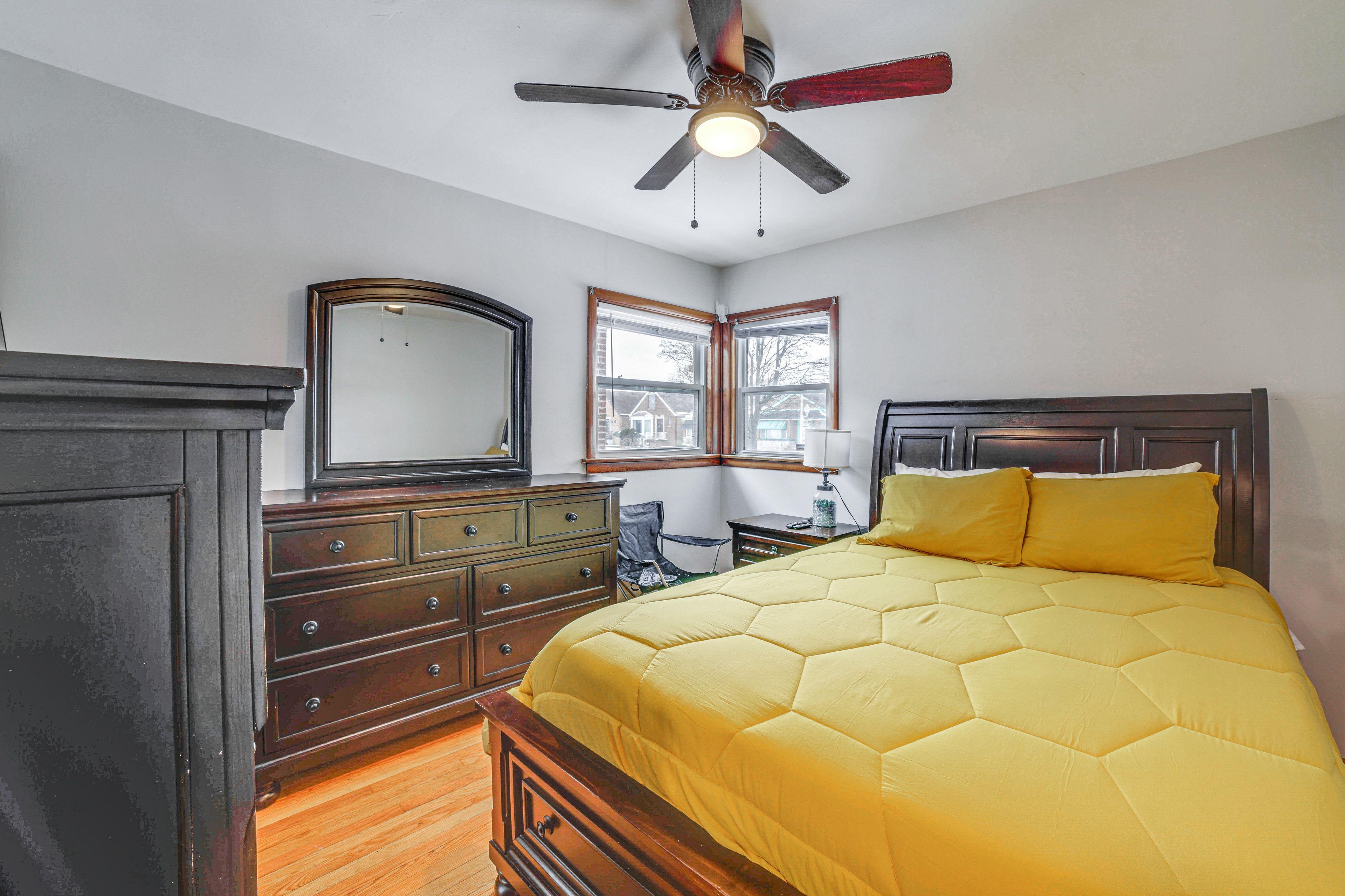 Bedroom 1 | Queen Bed | Main Level