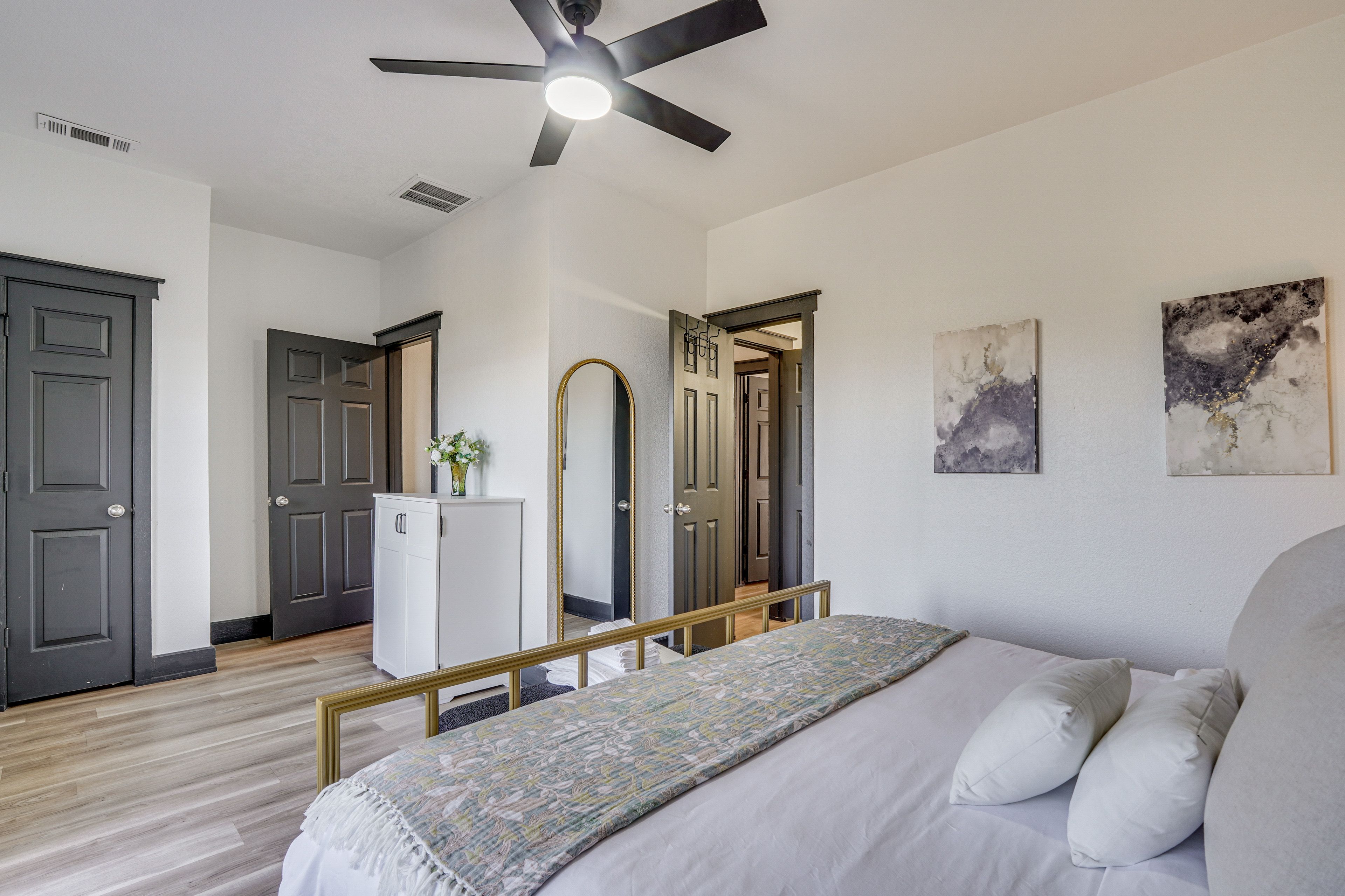 Bedroom 1 | King Bed | 2nd Floor