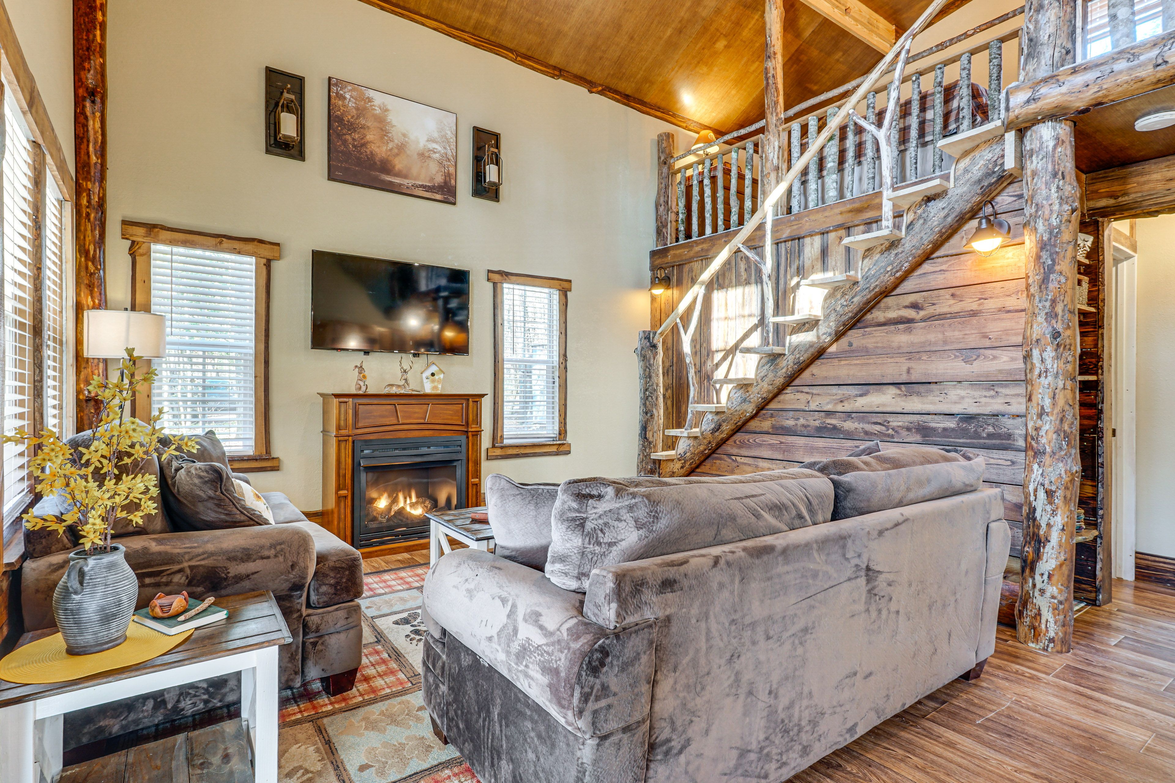 Living Room | Main Level