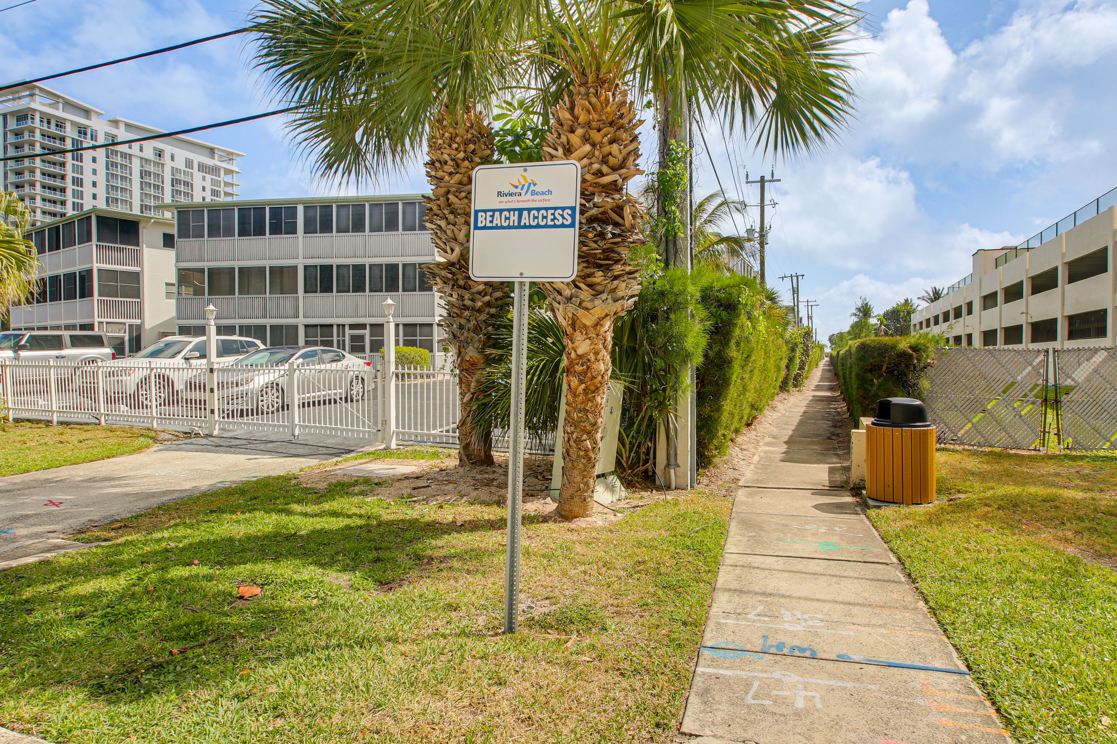 Walking Distance to Riviera Beach
