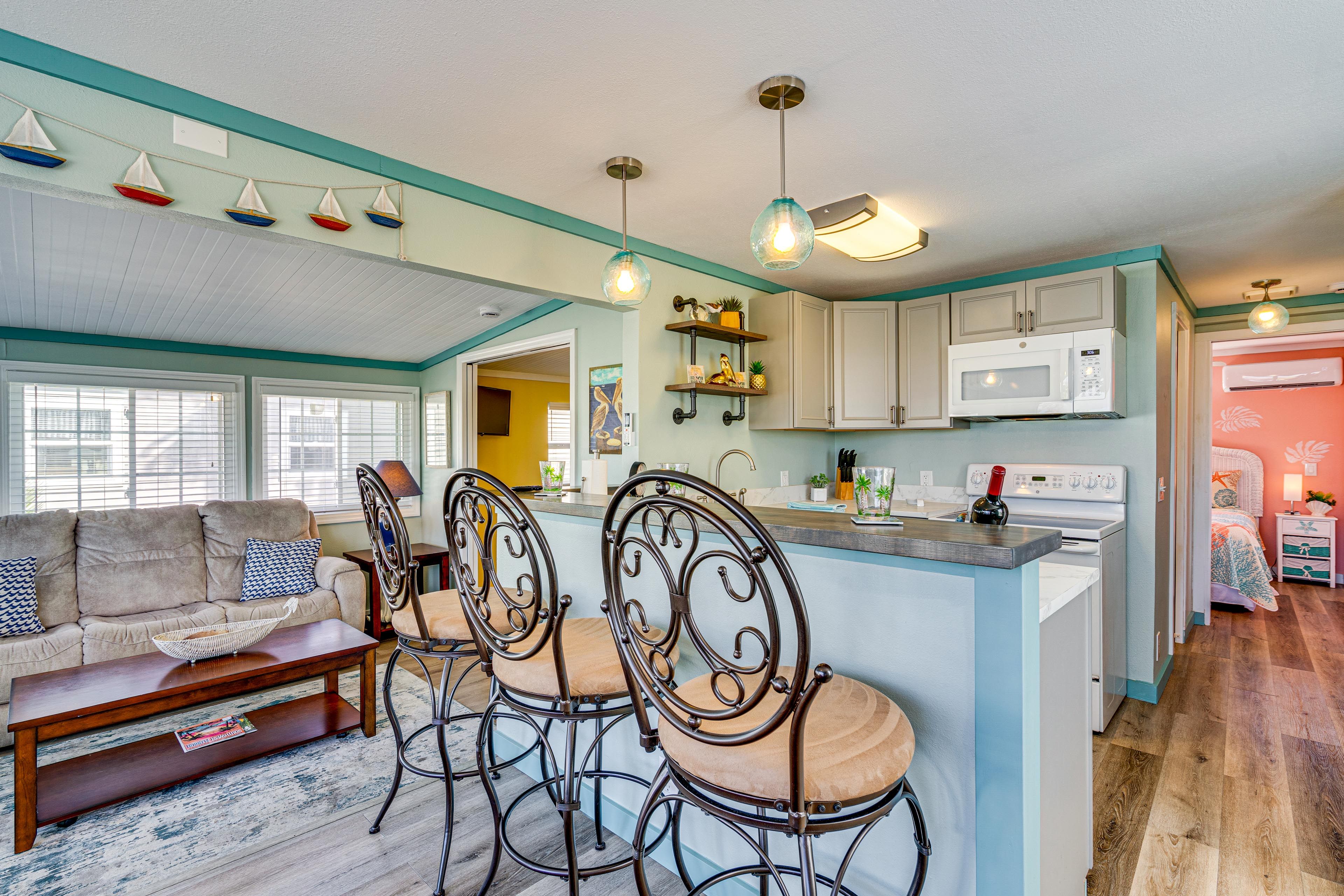 Kitchen | Dual Drip/Keurig Coffee Maker