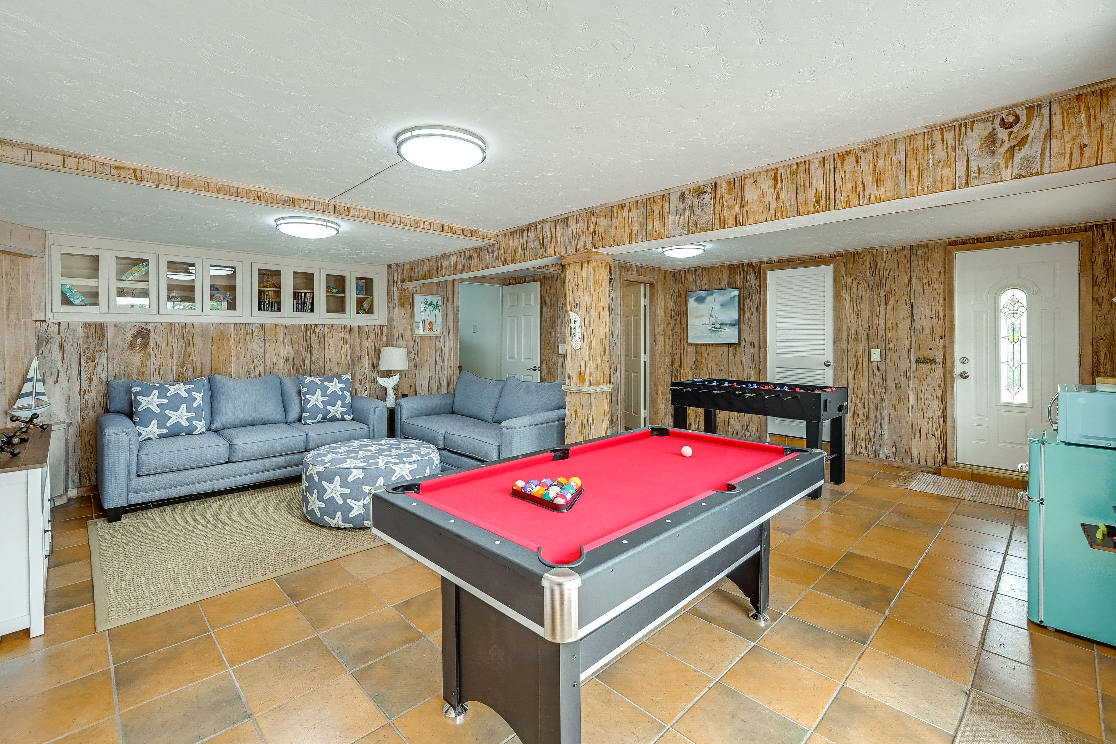 Game Room | Lower Level